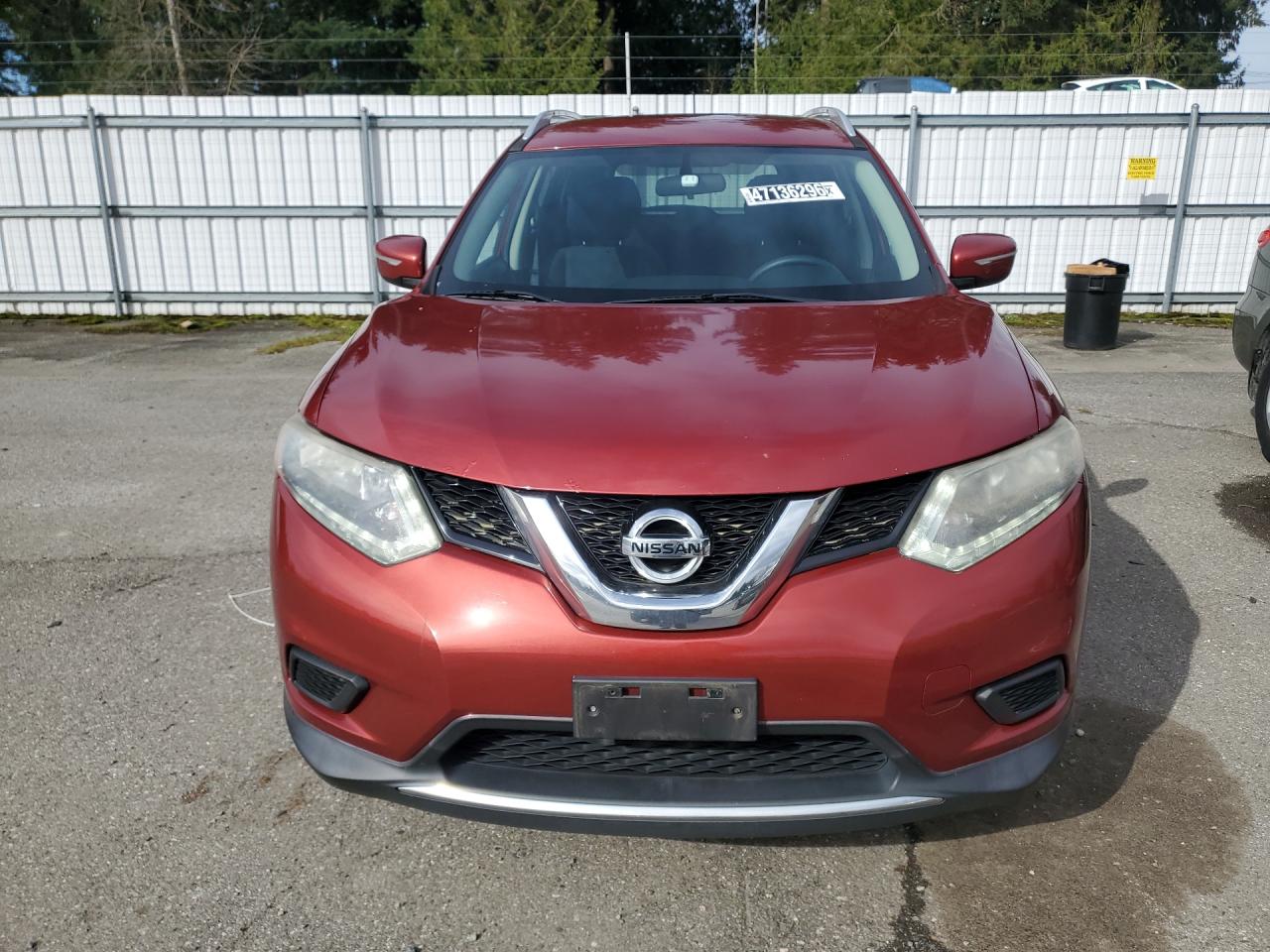 2015 Nissan Rogue Sv Red vin: KNMAT2MV4FP546281 Damage: Left Head Lamp, Faded, Repair Required