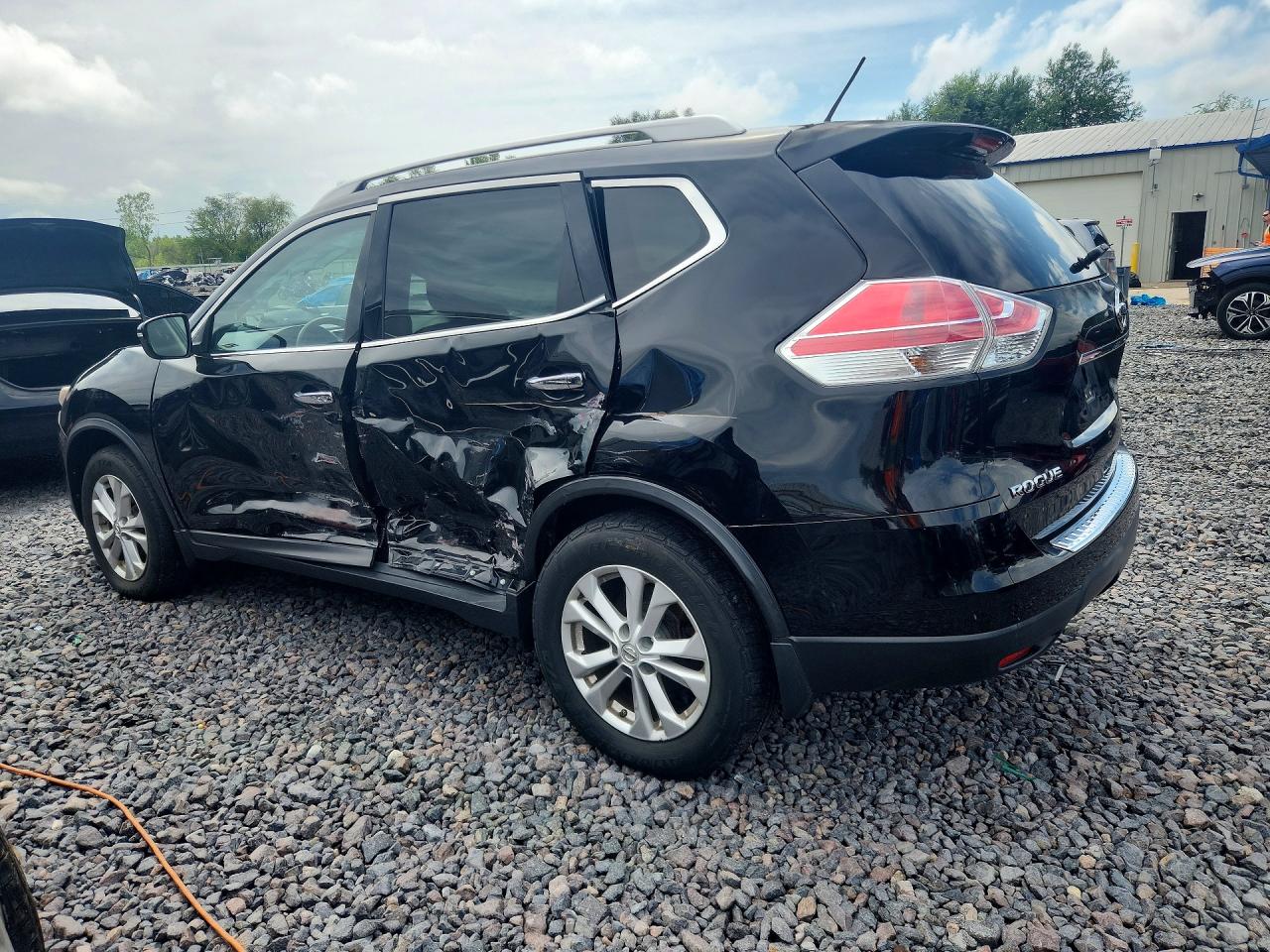 2015 Nissan Rogue Sv Black vin: KNMAT2MV4FP546717