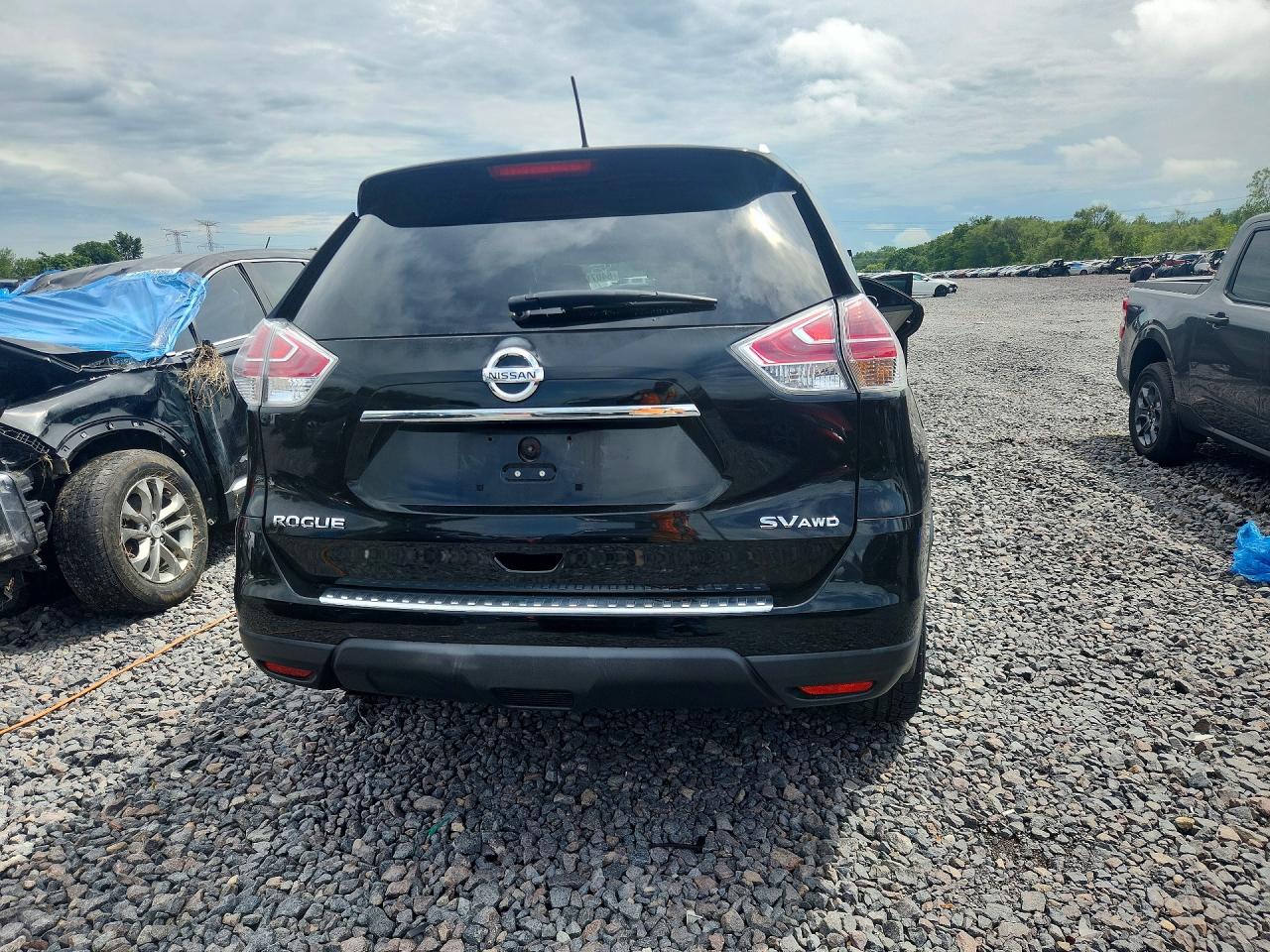 2015 Nissan Rogue Sv Black vin: KNMAT2MV4FP546717