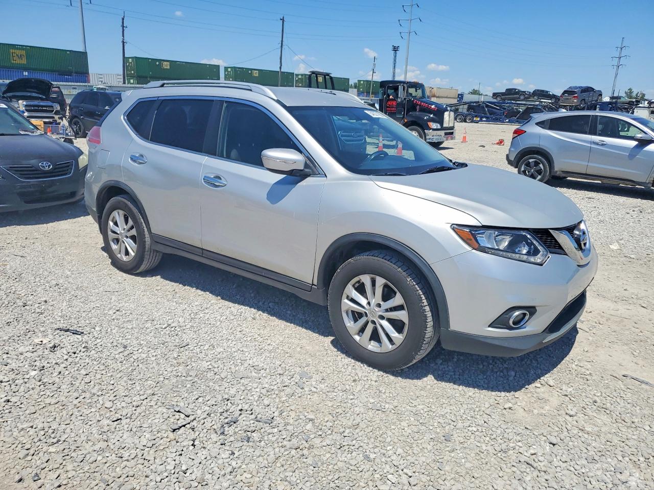 2015 Nissan Rogue Sv Silver vin: KNMAT2MV4FP563355