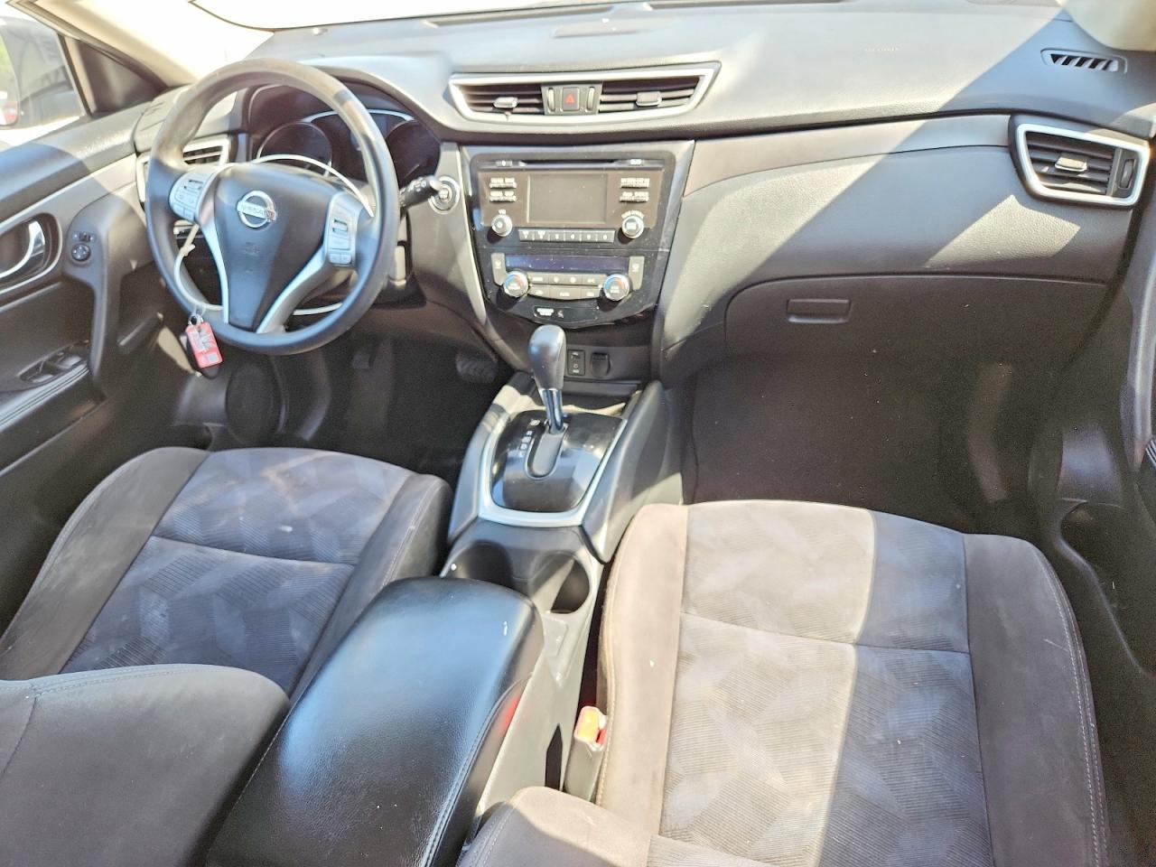 2015 Nissan Rogue Sv Silver vin: KNMAT2MV4FP563355