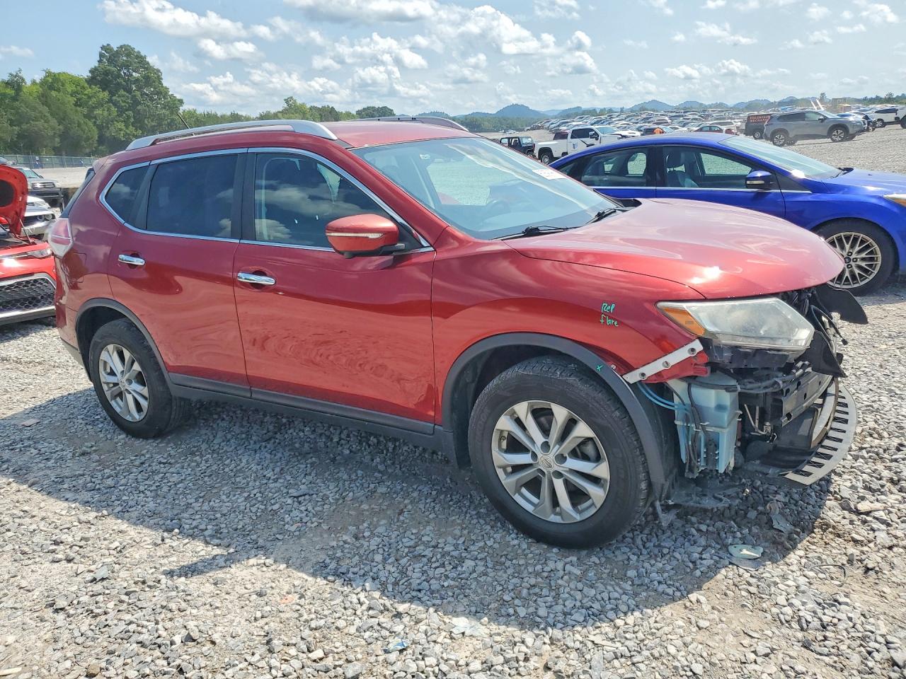 2015 Nissan Rogue Sv Maroon vin: KNMAT2MV4FP568572