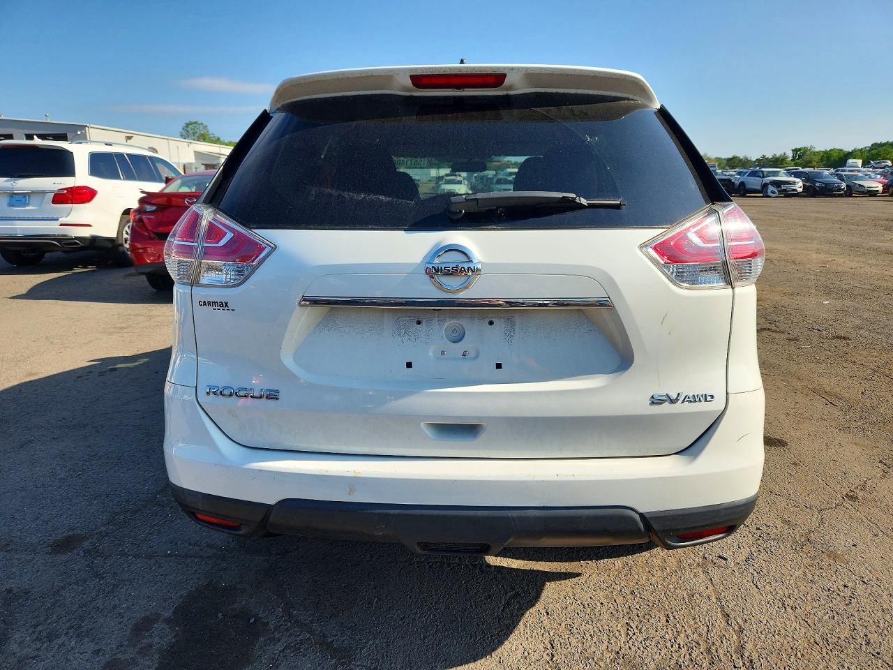 2015 Nissan Rogue Sv White vin: KNMAT2MV4FP573500