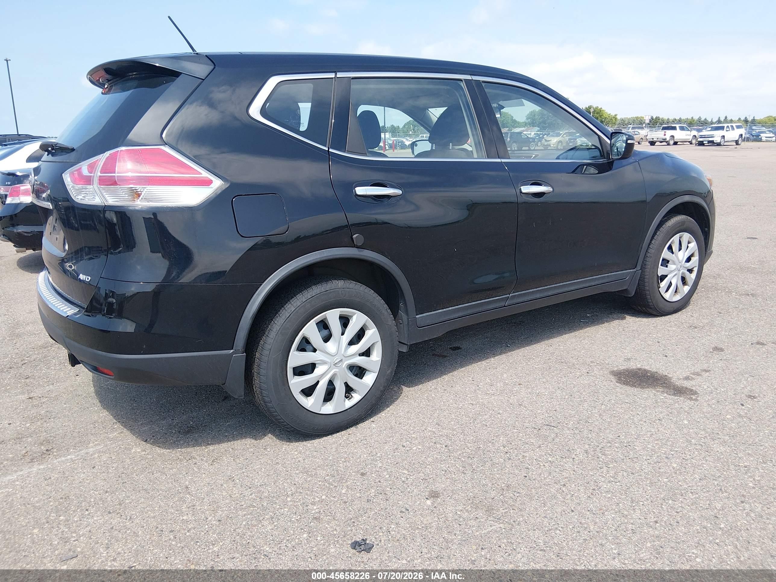 2015 Nissan Rogue S Черный vin: KNMAT2MV4FP580933