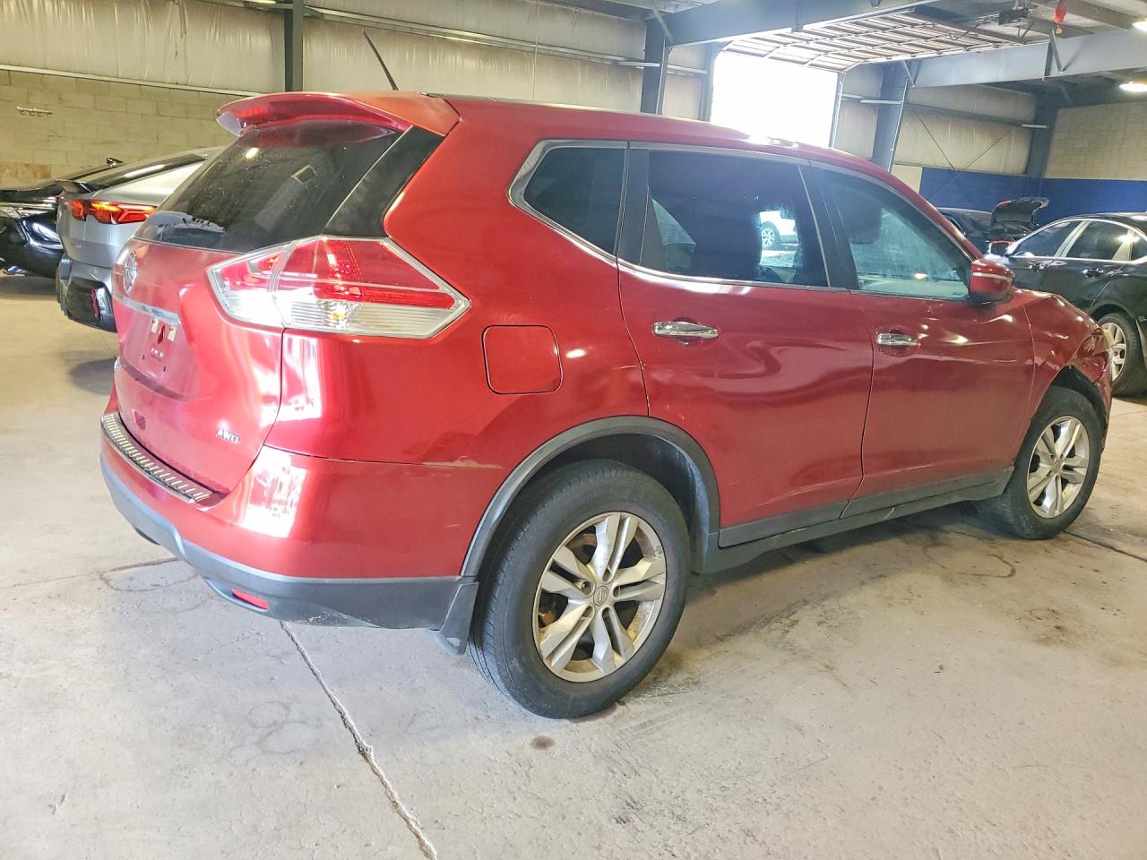 2015 Nissan Rogue S Красный vin: KNMAT2MV4FP583315