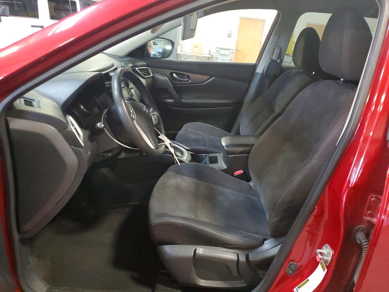 2015 Nissan Rogue S Красный vin: KNMAT2MV4FP583315
