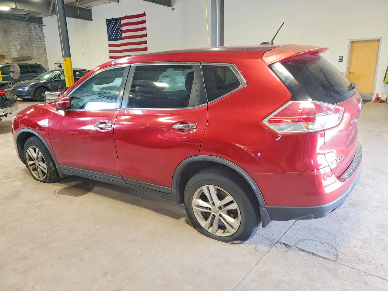 2015 Nissan Rogue S Красный vin: KNMAT2MV4FP583315