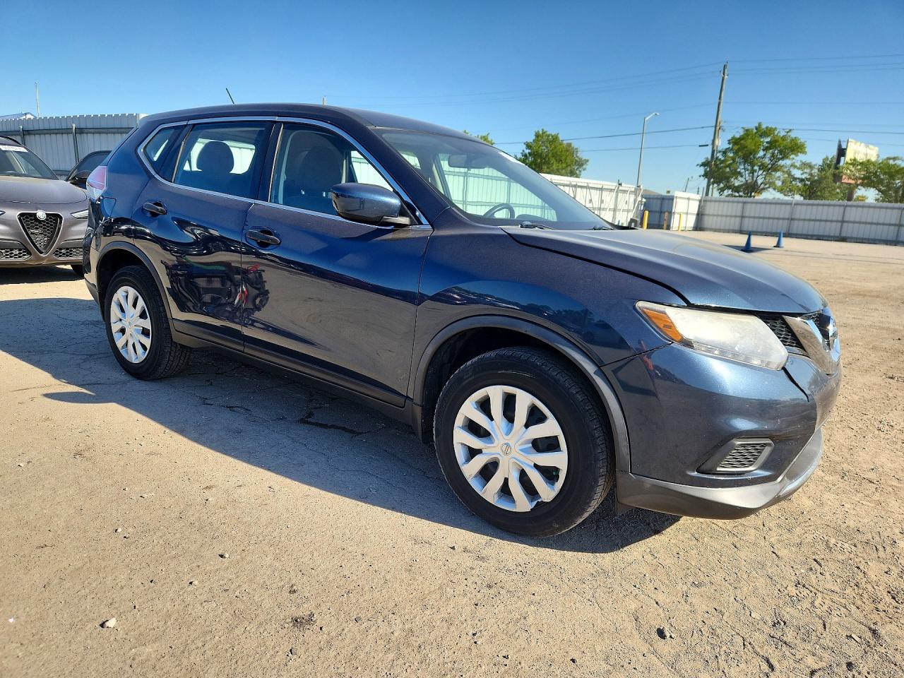 2016 Nissan Rogue S Blue vin: KNMAT2MV4GP662839