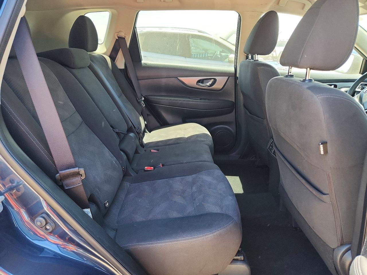2016 Nissan Rogue Sv Blue vin: KNMAT2MV4GP700134