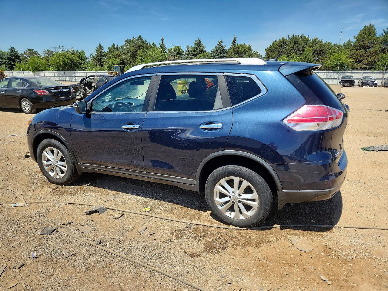 2016 Nissan Rogue Sv Blue vin: KNMAT2MV4GP700134