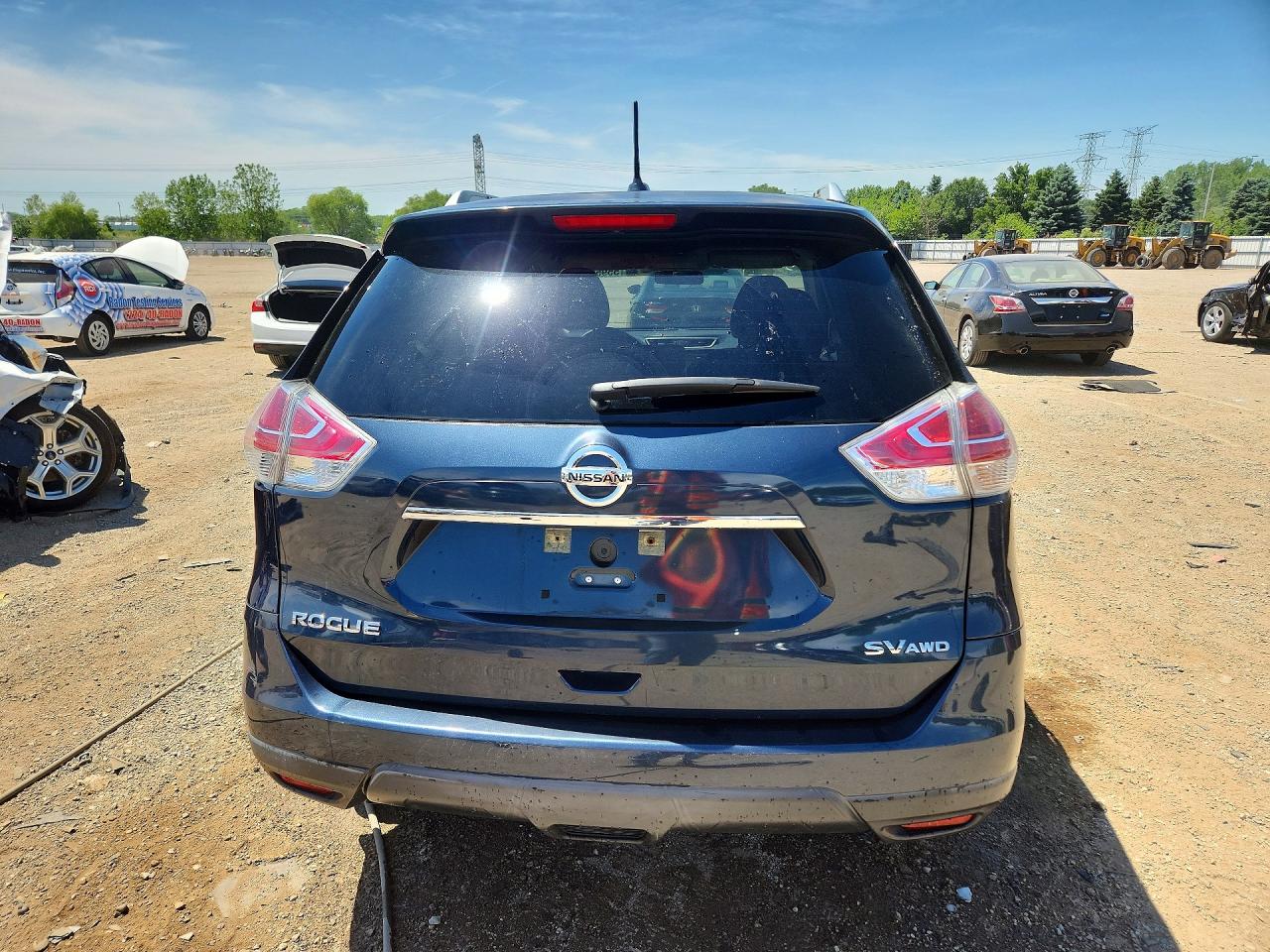 2016 Nissan Rogue Sv Blue vin: KNMAT2MV4GP700134