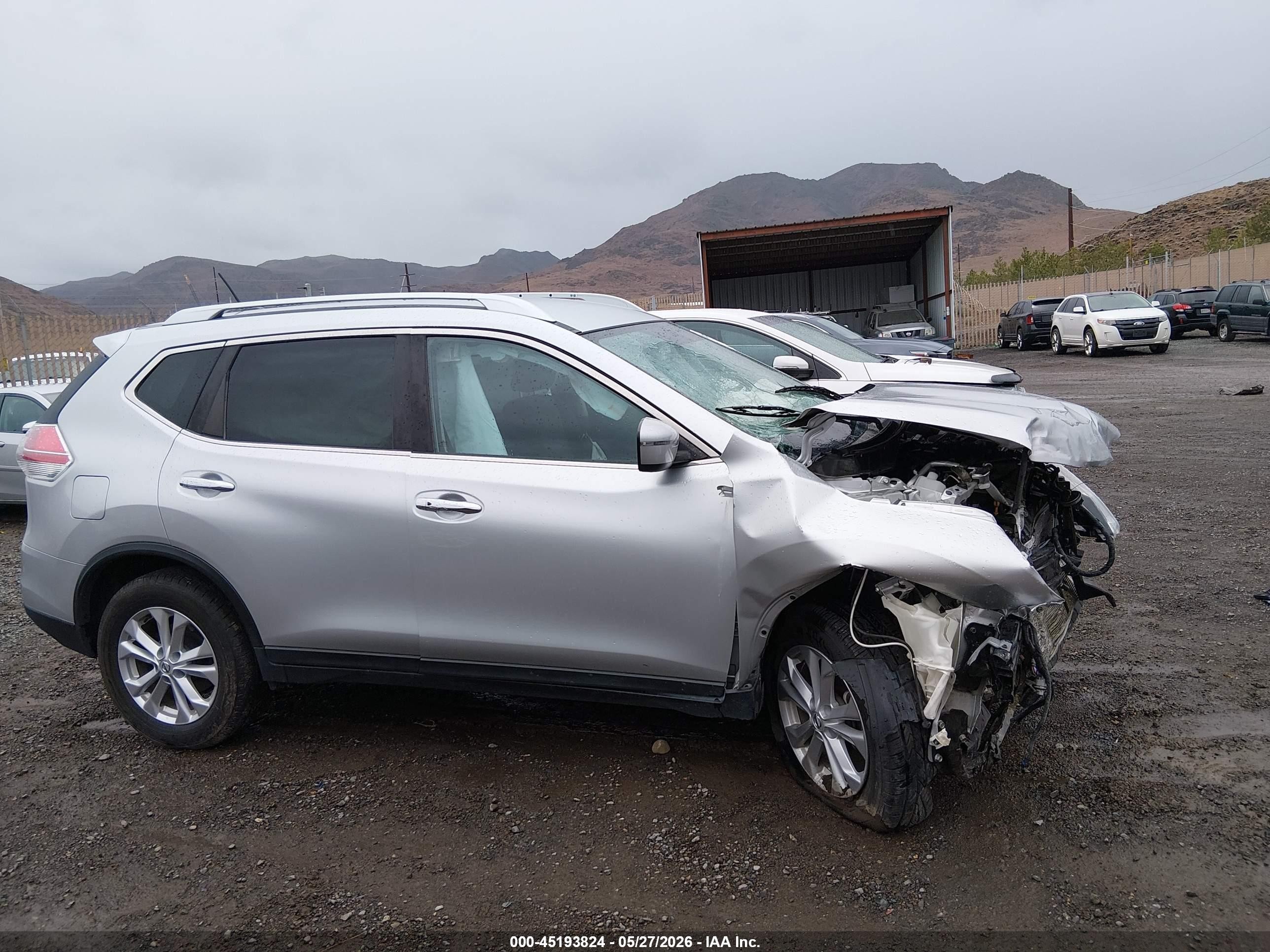 2016 Nissan Rogue Sv Silver vin: KNMAT2MV4GP736244
