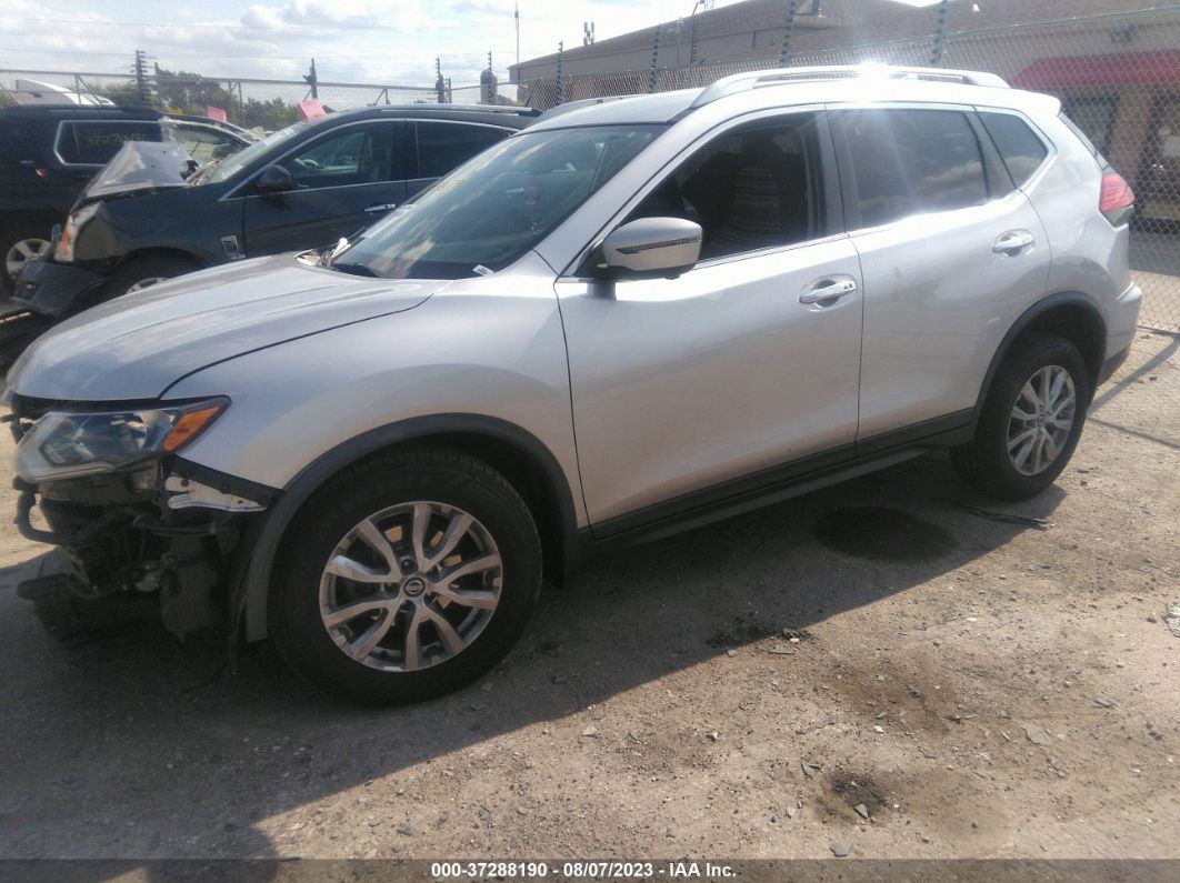 2017 Nissan Rogue Sv Silver vin: KNMAT2MV4HP598142