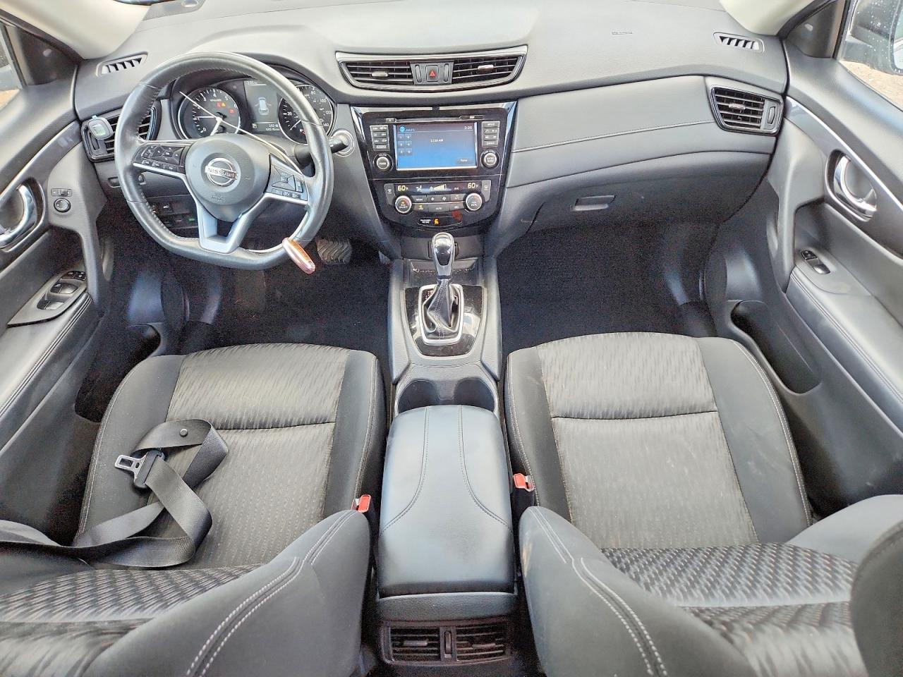 2017 Nissan Rogue Sv Silver vin: KNMAT2MV4HP598142