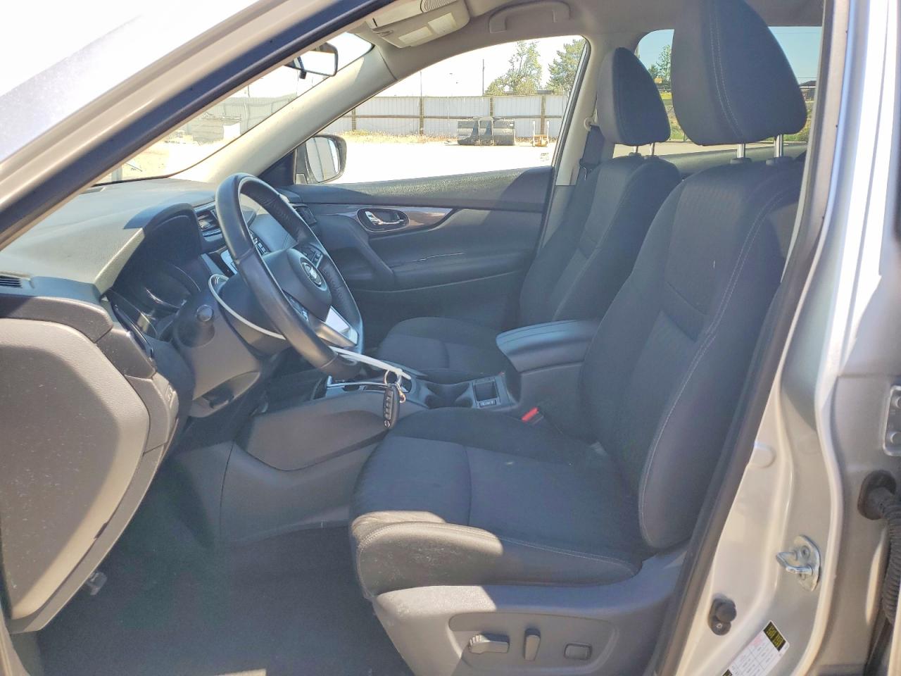 2019 Nissan Rogue Sv Silver vin: KNMAT2MV4KP507510