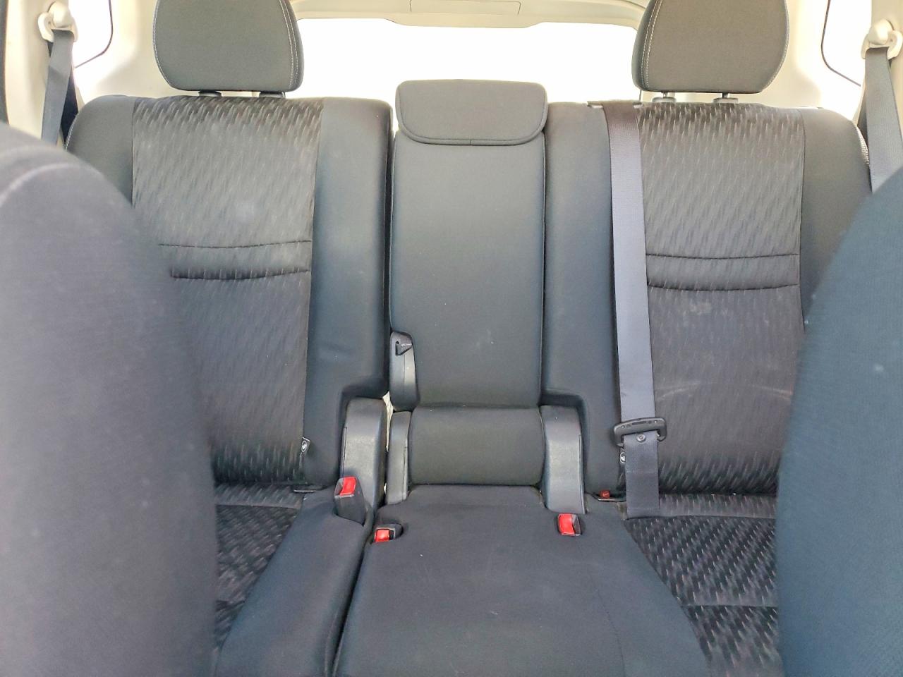 2019 Nissan Rogue Sv Silver vin: KNMAT2MV4KP507510