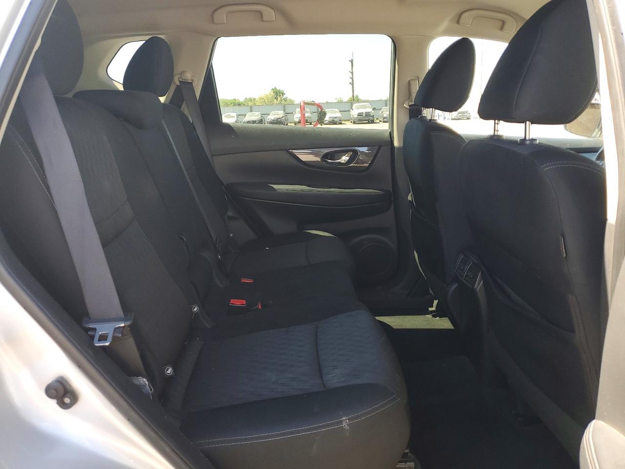 2019 Nissan Rogue Sv Silver vin: KNMAT2MV4KP507510