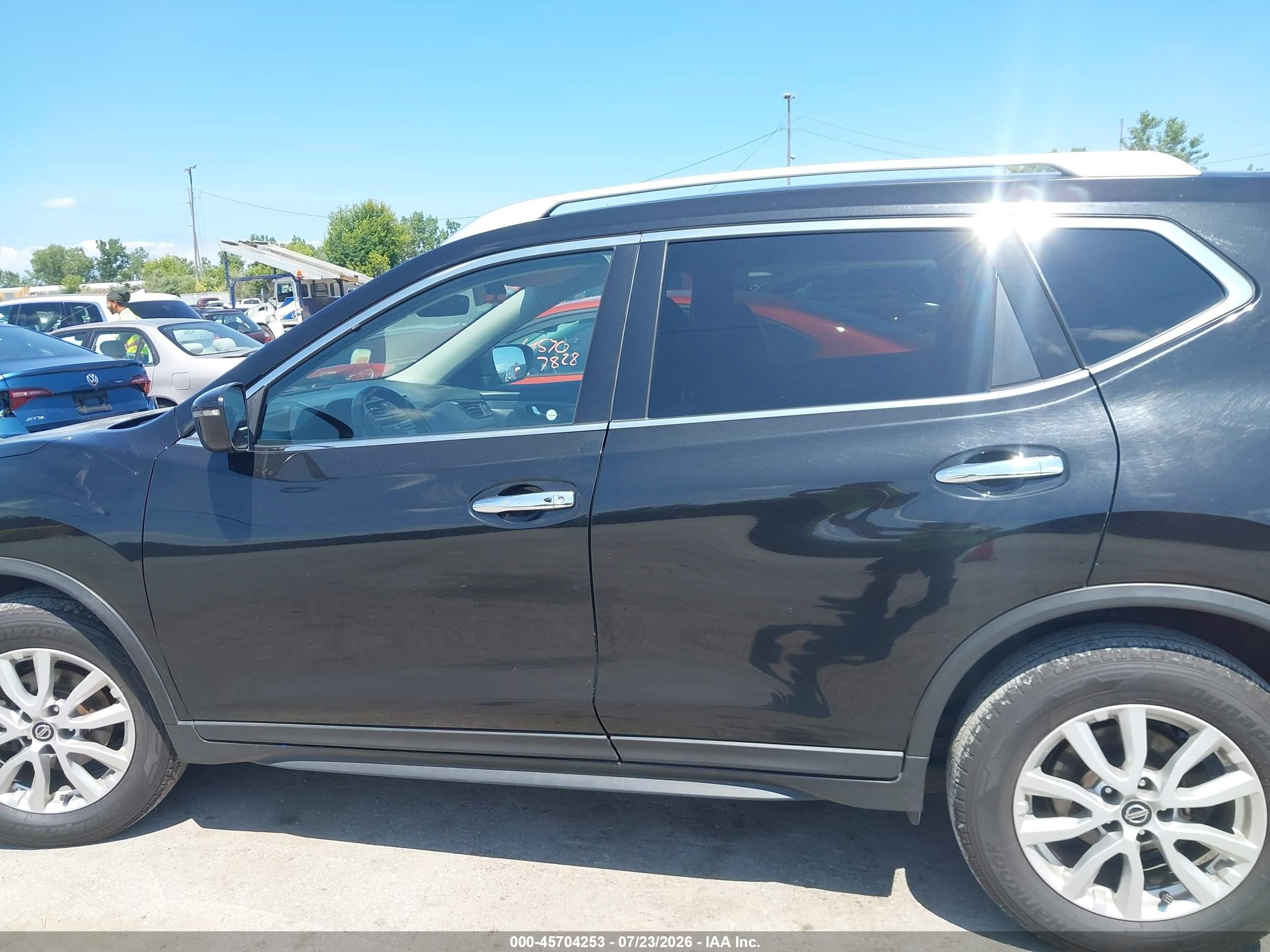 2020 Nissan Rogue Sv Intelligent Awd Black vin: KNMAT2MV4LP502308