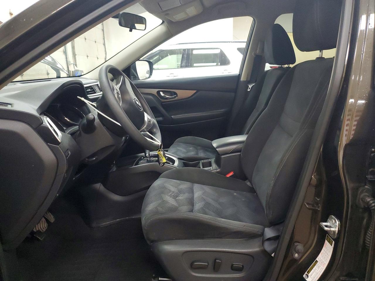 2015 Nissan Rogue Sv Brown vin: KNMAT2MV5FP503245