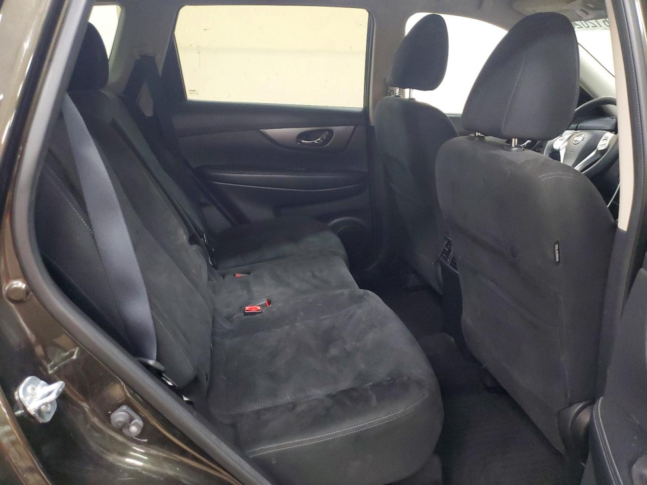 2015 Nissan Rogue Sv Brown vin: KNMAT2MV5FP503245