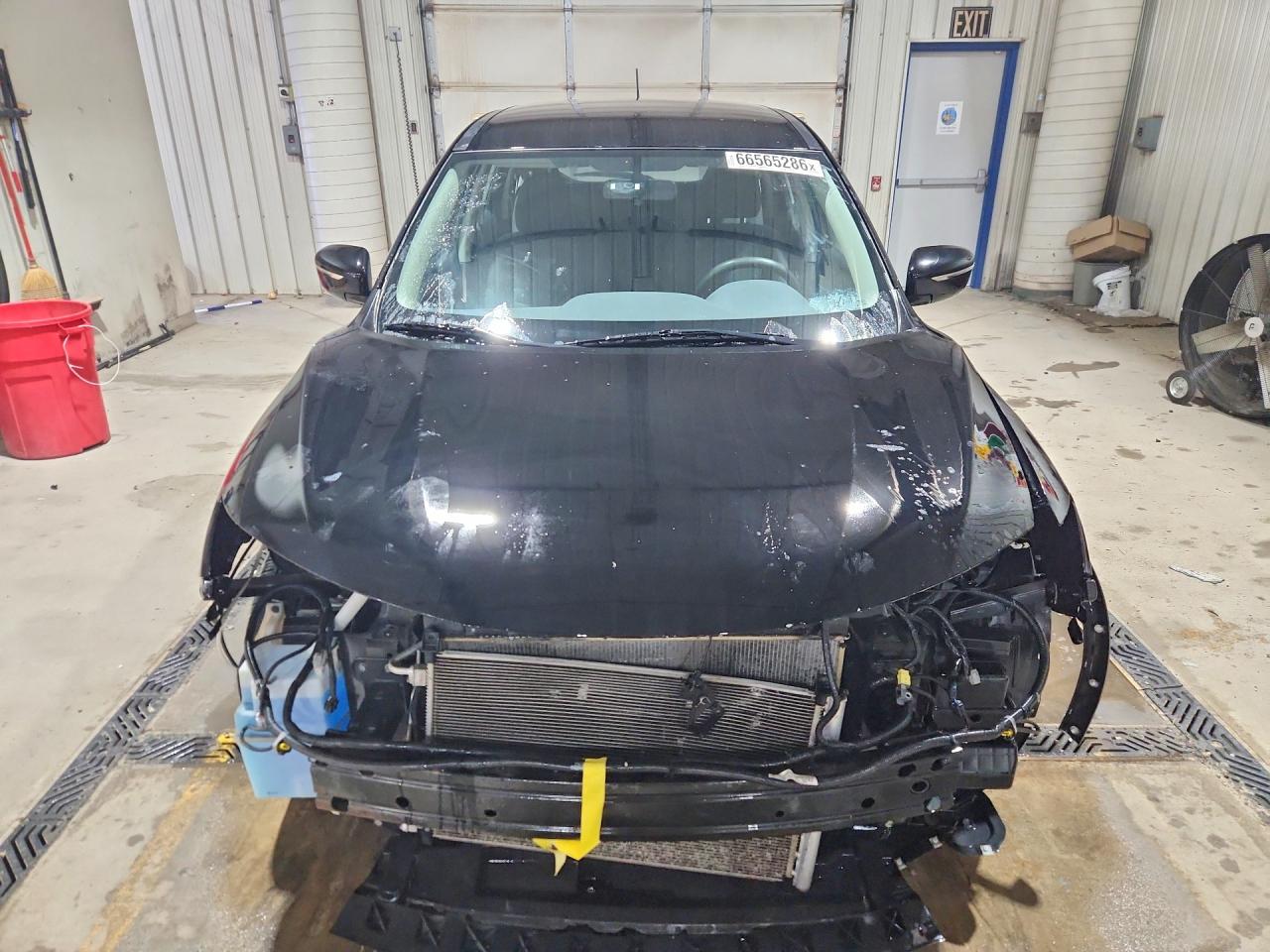 2015 Nissan Rogue S Черный vin: KNMAT2MV5FP509532
