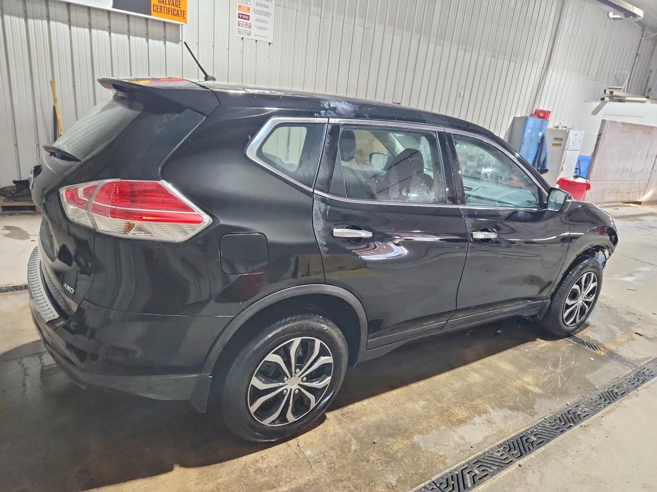 2015 Nissan Rogue S Черный vin: KNMAT2MV5FP509532