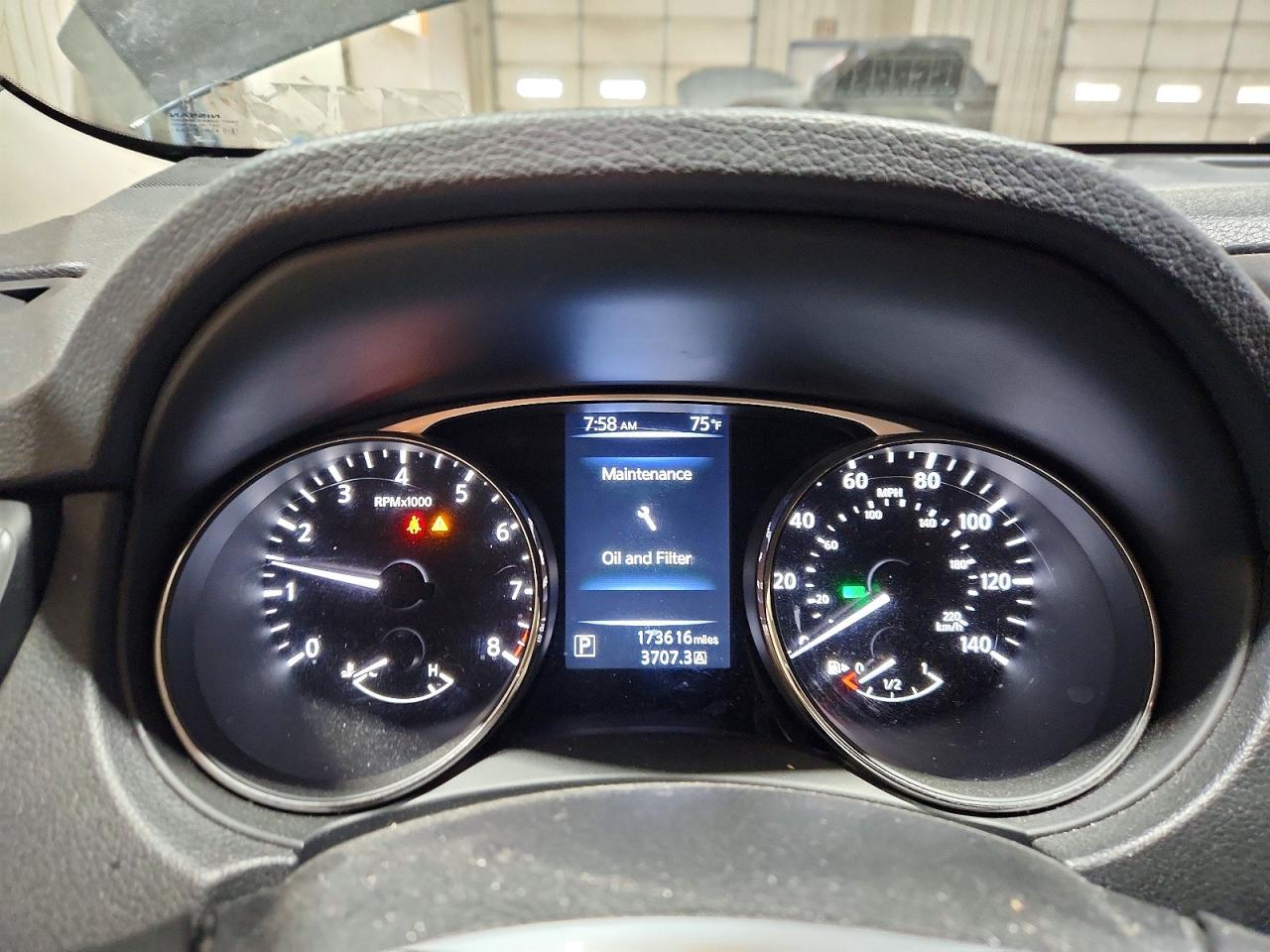 2015 Nissan Rogue S Черный vin: KNMAT2MV5FP509532