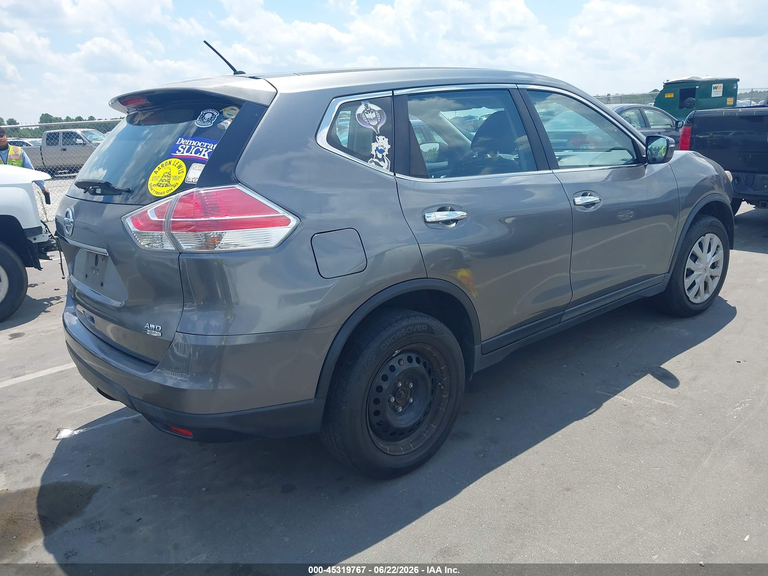 2015 Nissan Rogue S Gray vin: KNMAT2MV5FP515959