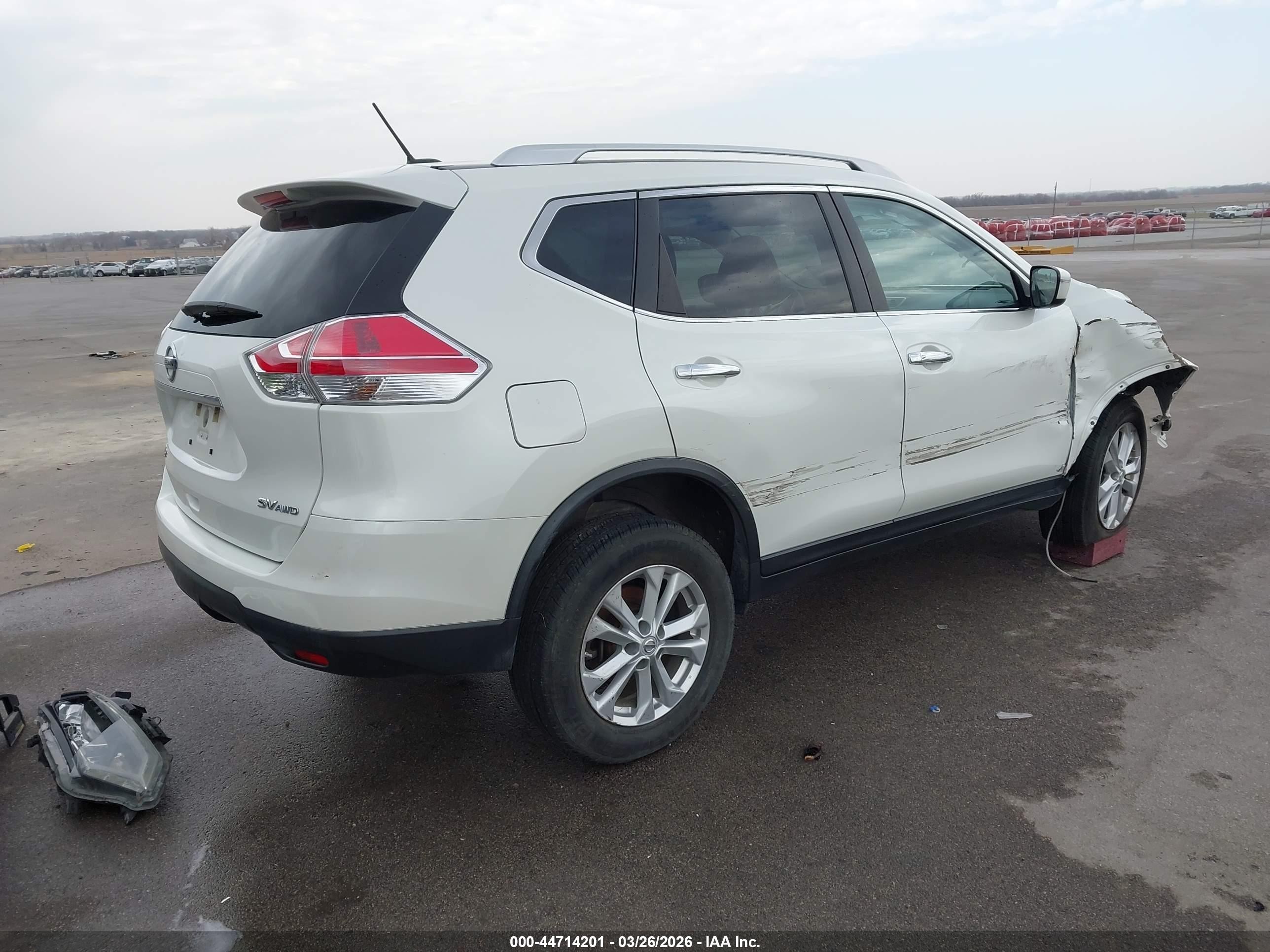 2015 Nissan Rogue Sv White vin: KNMAT2MV5FP520837