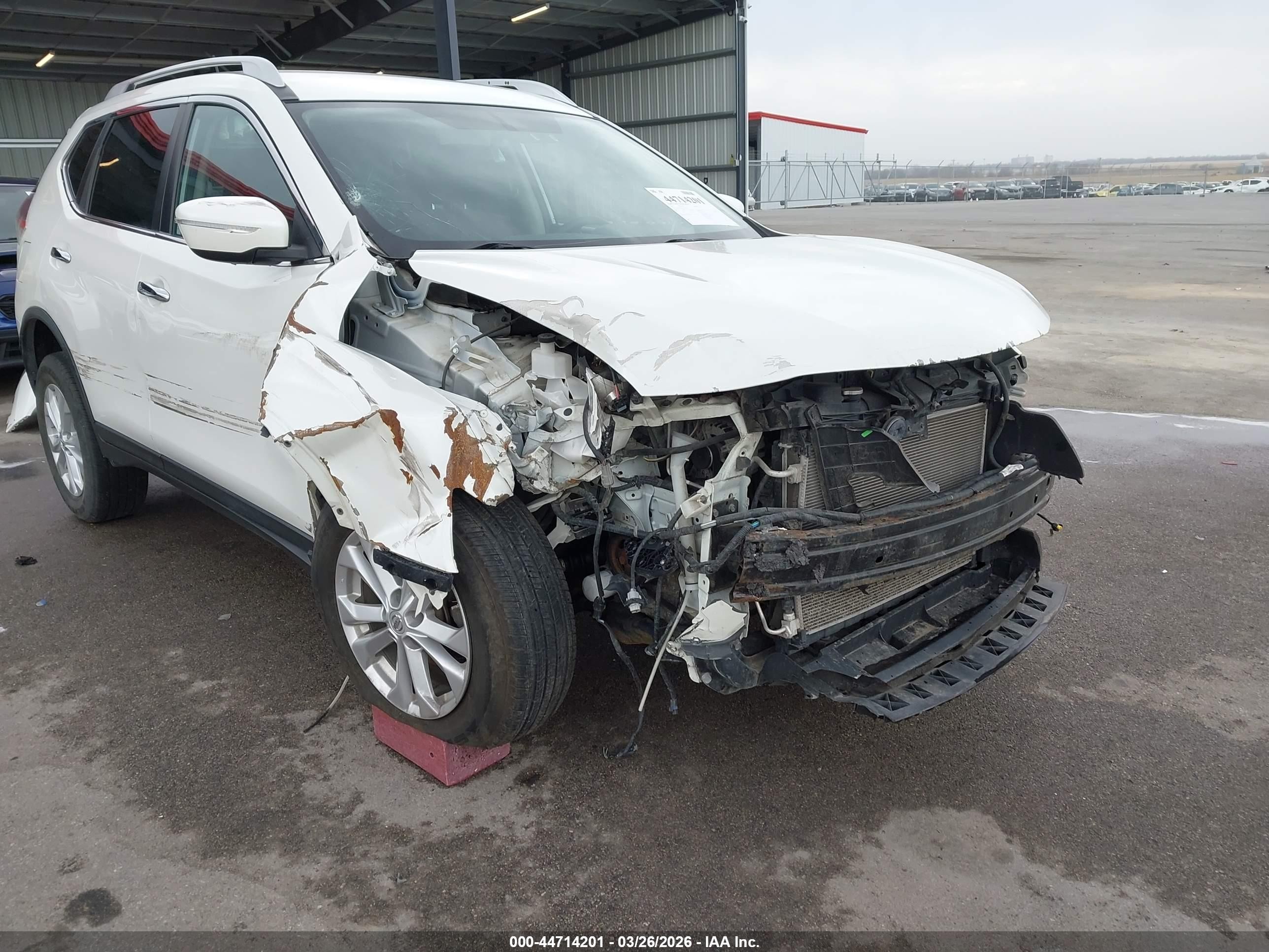 2015 Nissan Rogue Sv White vin: KNMAT2MV5FP520837