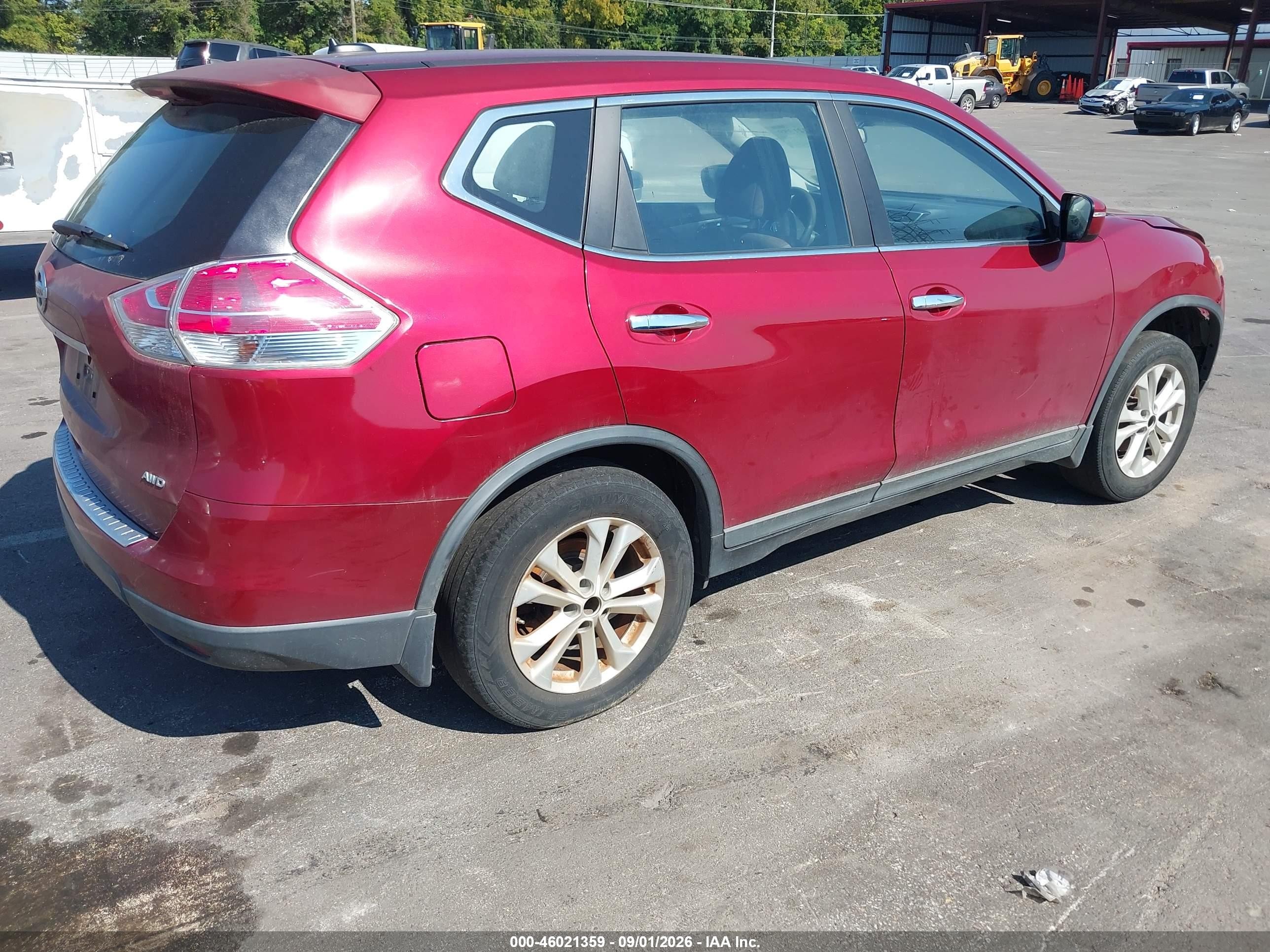 2015 Nissan Rogue S Red vin: KNMAT2MV5FP527898