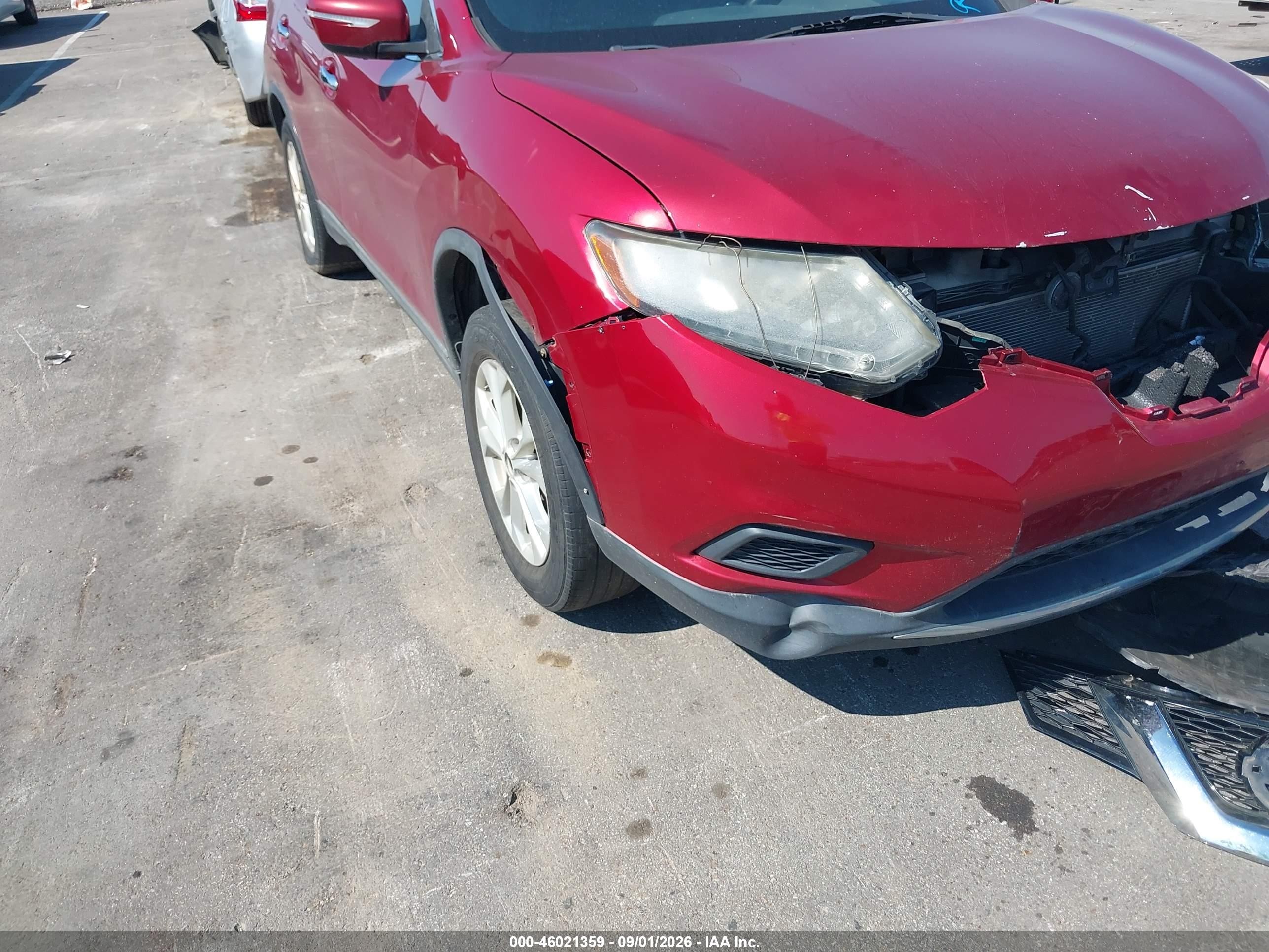 2015 Nissan Rogue S Red vin: KNMAT2MV5FP527898