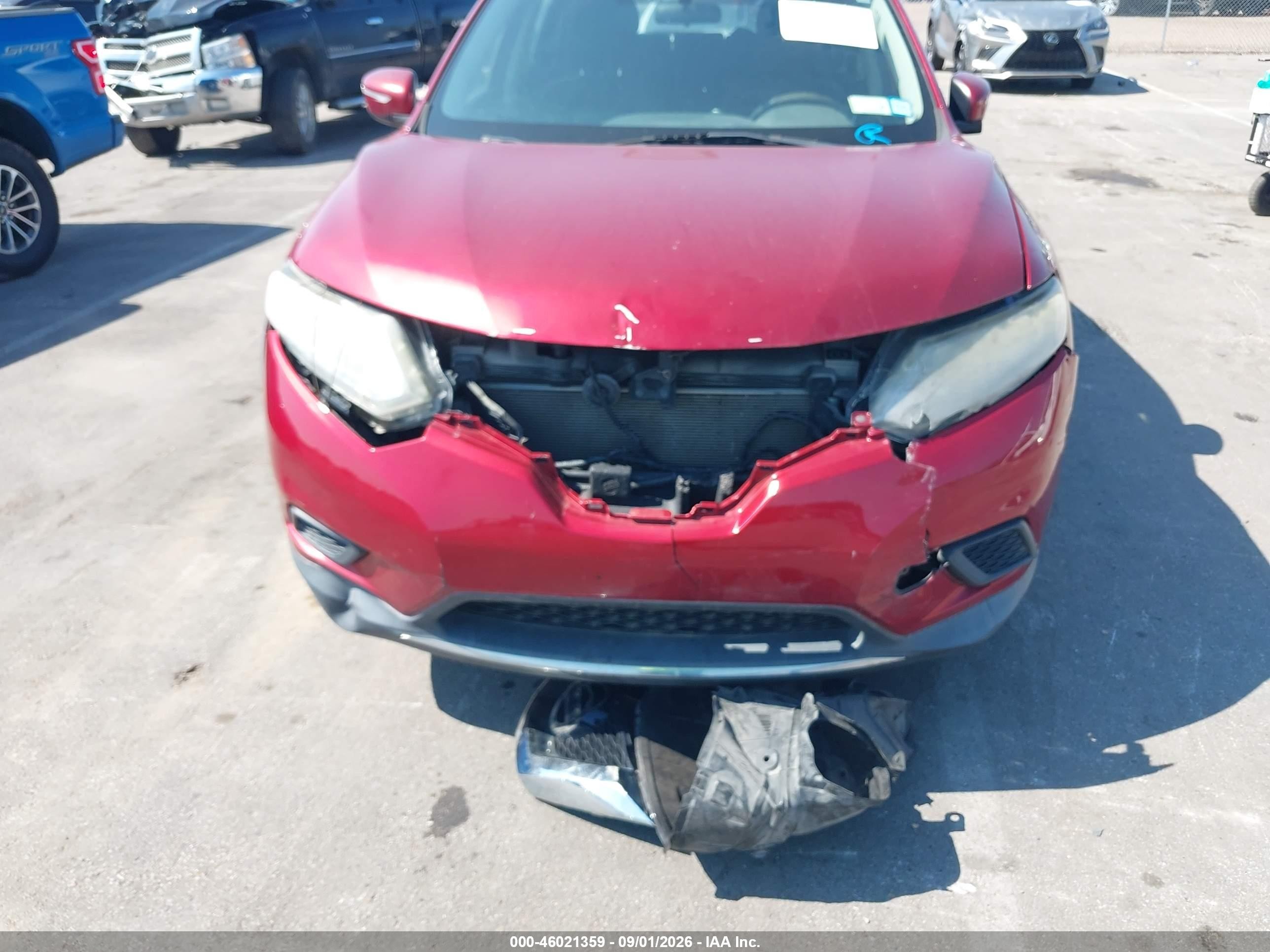 2015 Nissan Rogue S Red vin: KNMAT2MV5FP527898