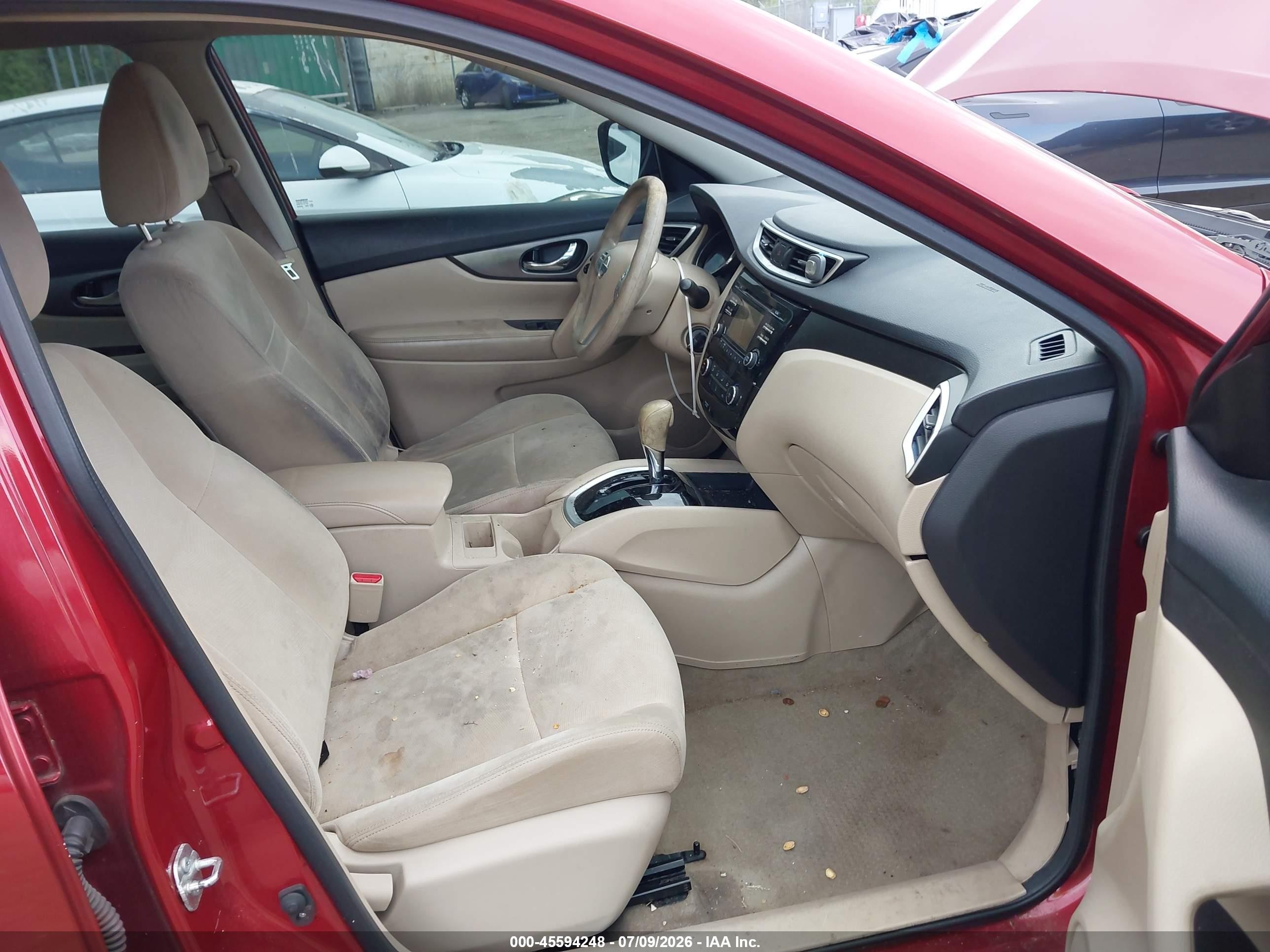 2015 Nissan Rogue S Red vin: KNMAT2MV5FP536648
