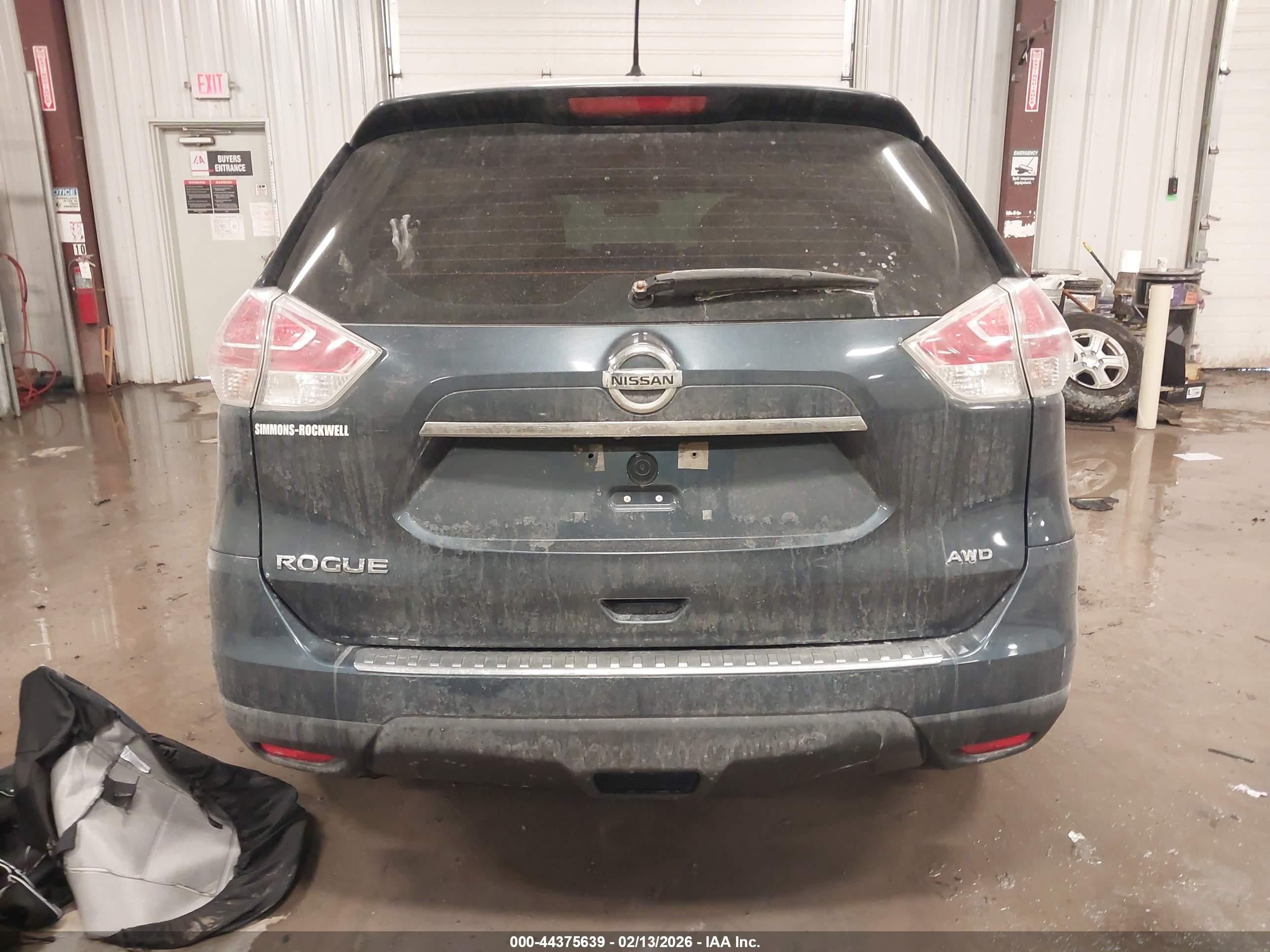 2015 Nissan Rogue S Синий vin: KNMAT2MV5FP549173