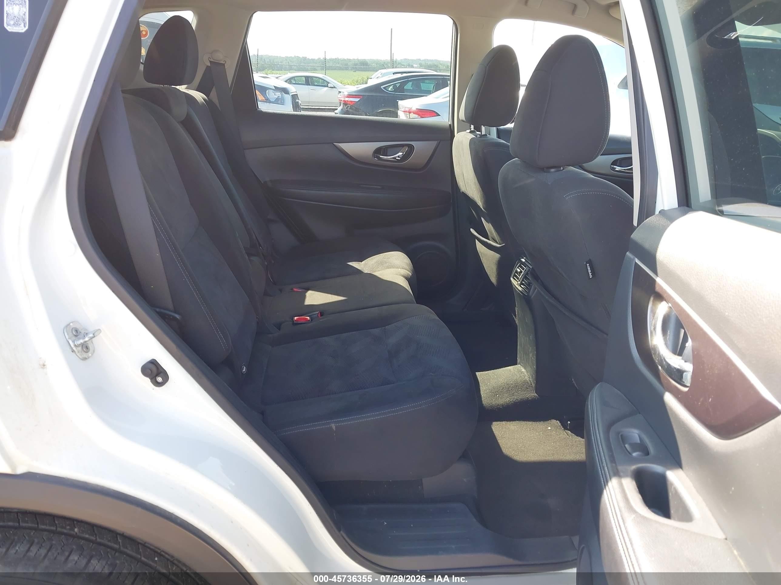 2015 Nissan Rogue Sv White vin: KNMAT2MV5FP577040