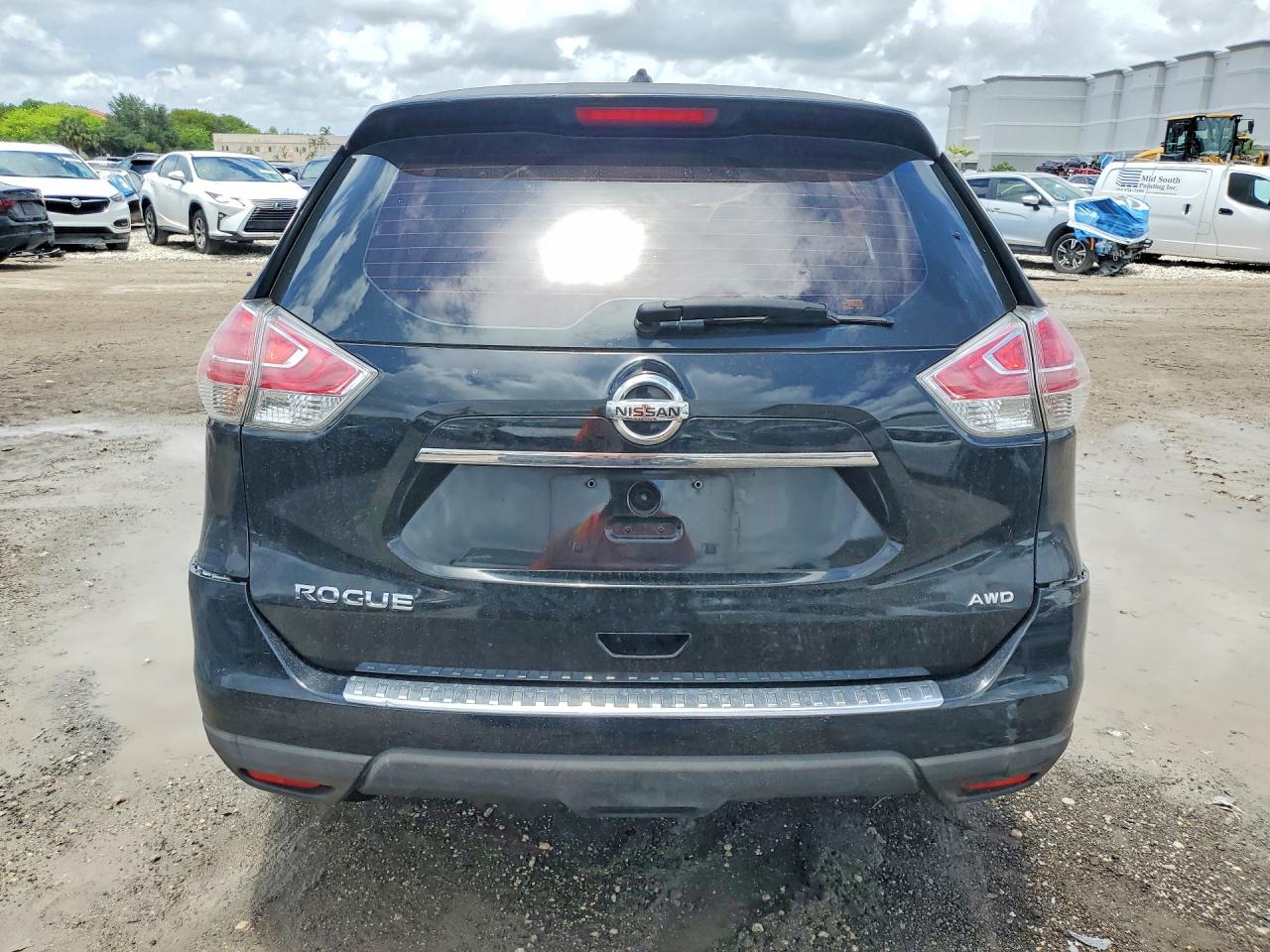 2015 Nissan Rogue S Black vin: KNMAT2MV5FP580309