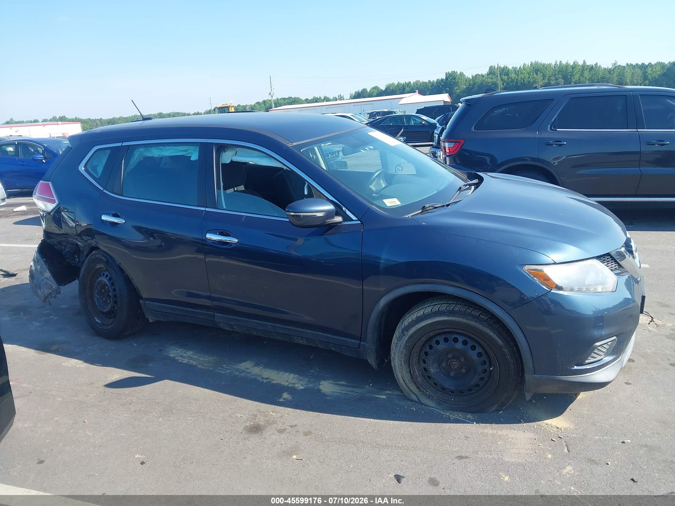 2015 Nissan Rogue S Blue vin: KNMAT2MV5FP580603