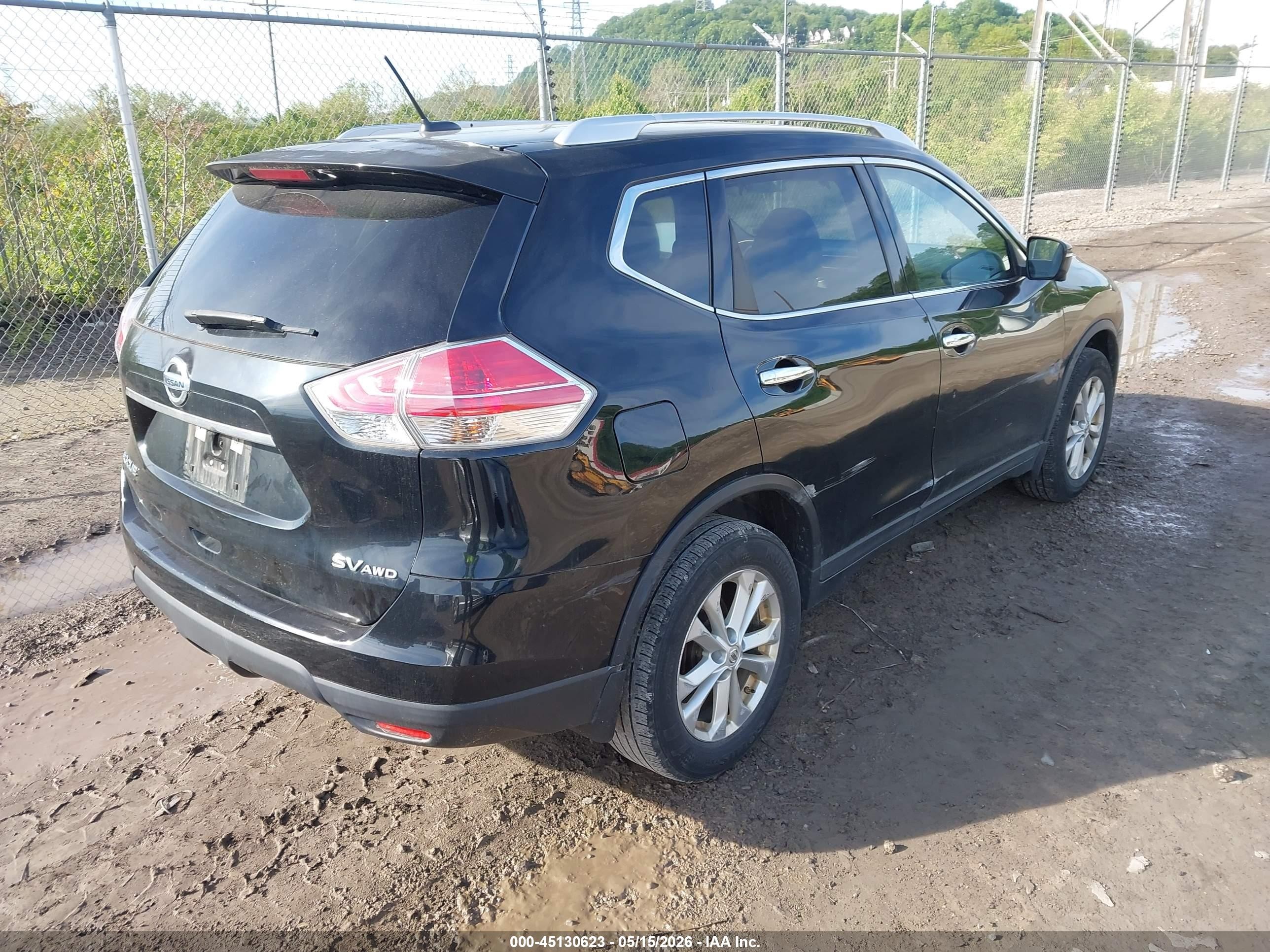 2015 Nissan Rogue Sv Черный vin: KNMAT2MV5FP586014