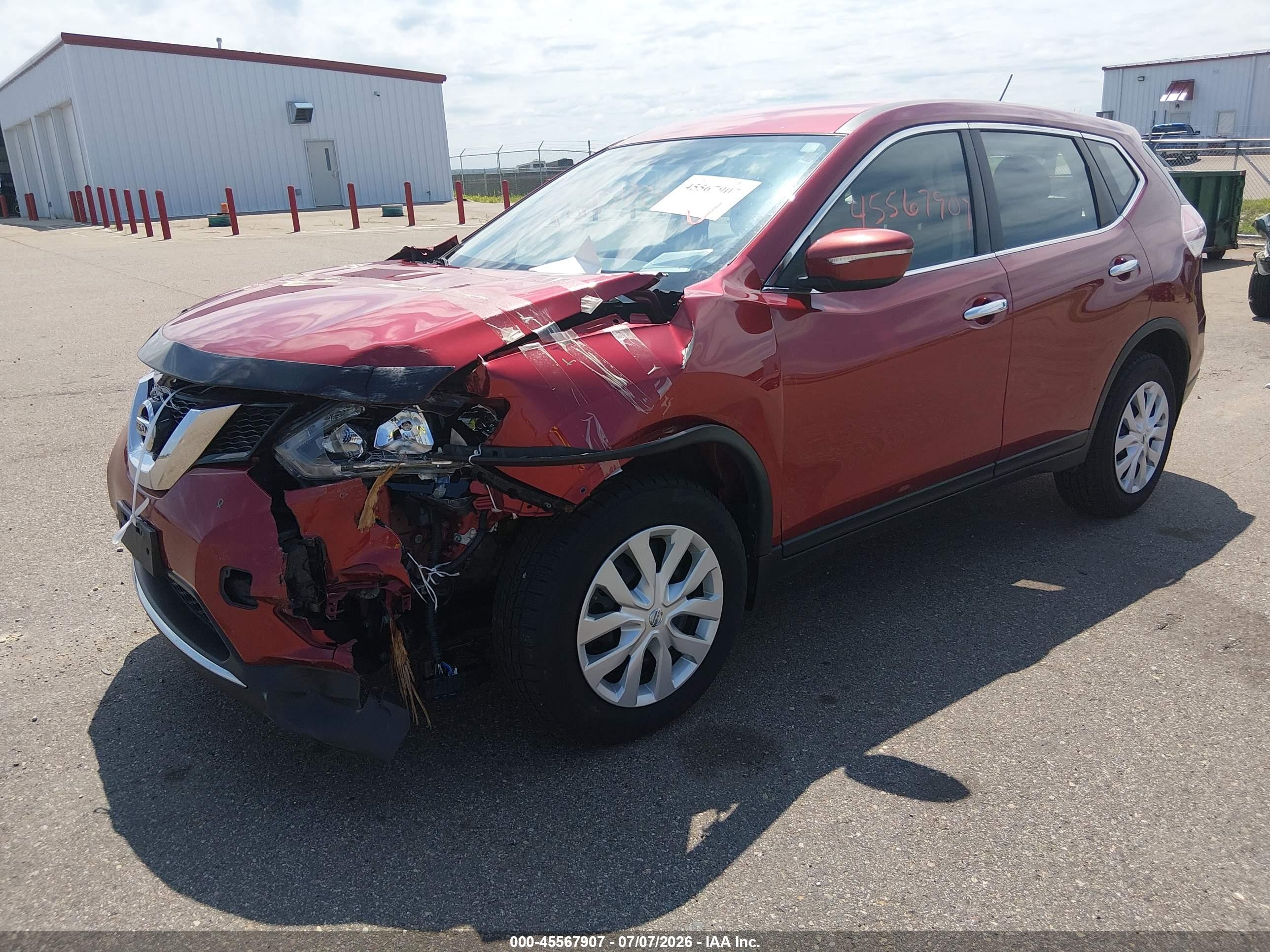 2015 Nissan Rogue S Burgundy vin: KNMAT2MV5FP589575