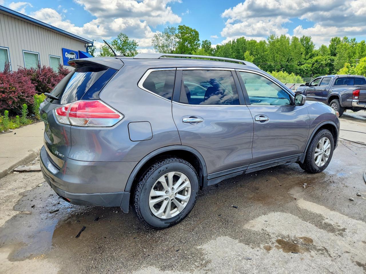 2016 Nissan Rogue Sv Серый vin: KNMAT2MV5GP677317