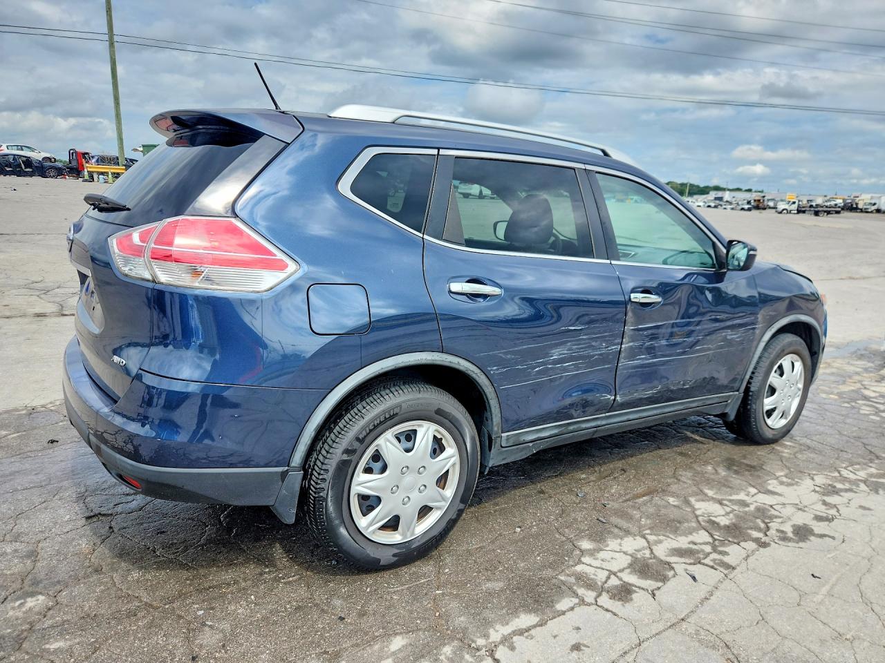 2016 Nissan Rogue S Blue vin: KNMAT2MV5GP712146