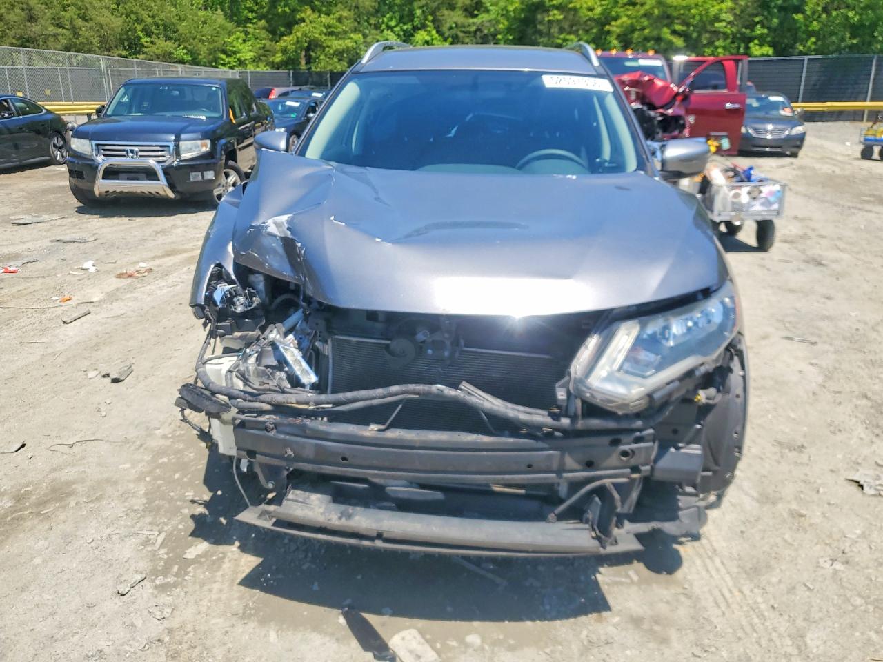 2017 Nissan Rogue Sv Gray vin: KNMAT2MV5HP507105