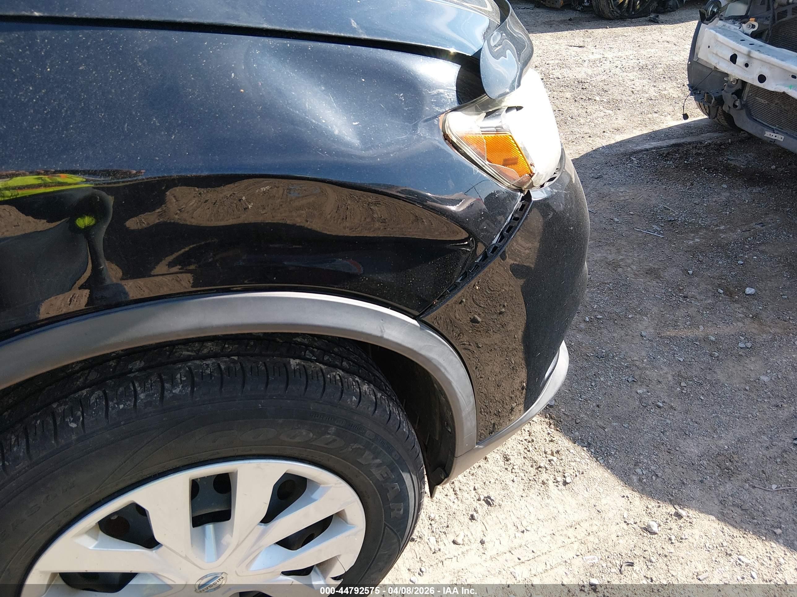 2015 Nissan Rogue S Черный vin: KNMAT2MV6FP510849