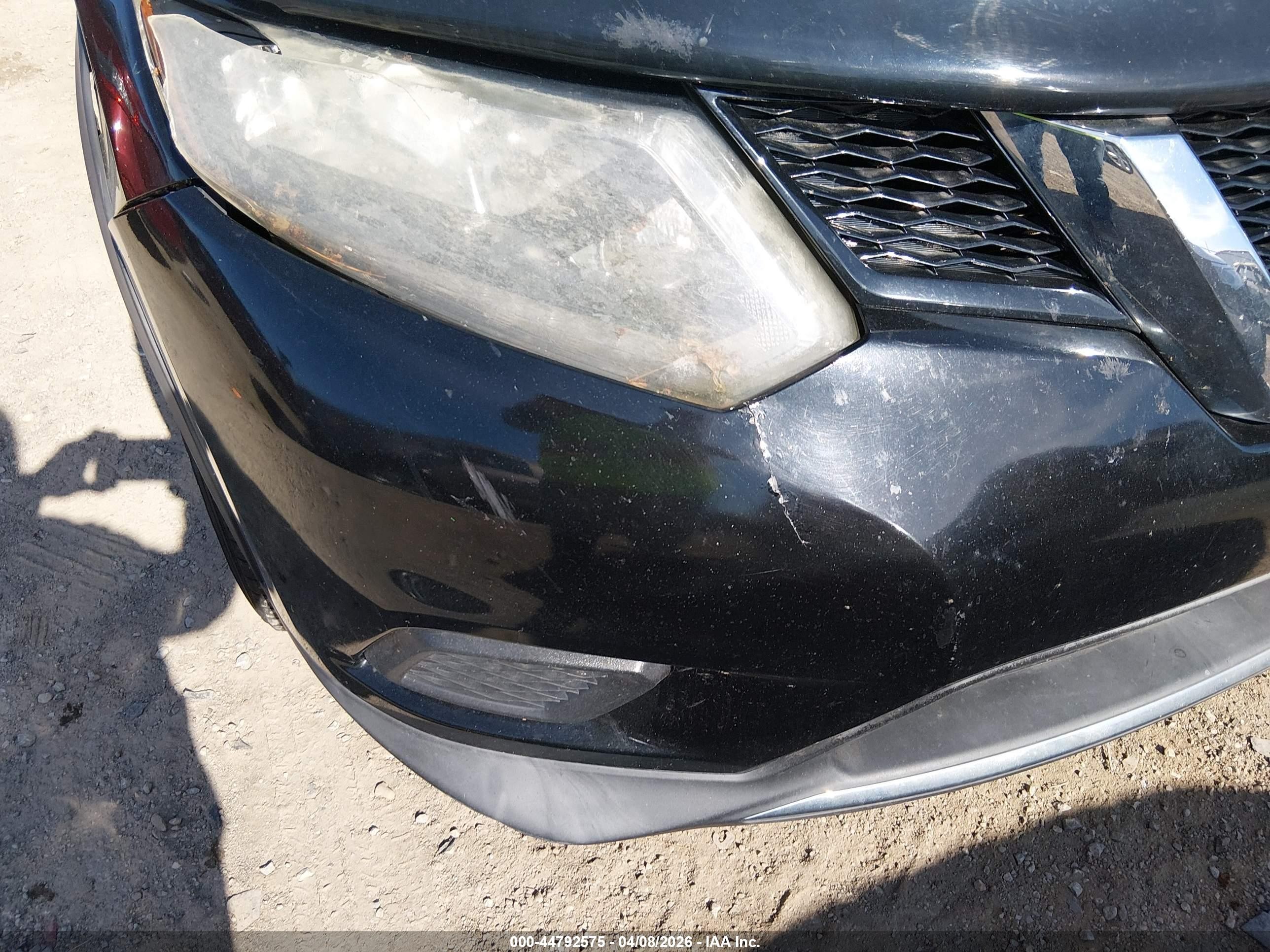 2015 Nissan Rogue S Черный vin: KNMAT2MV6FP510849