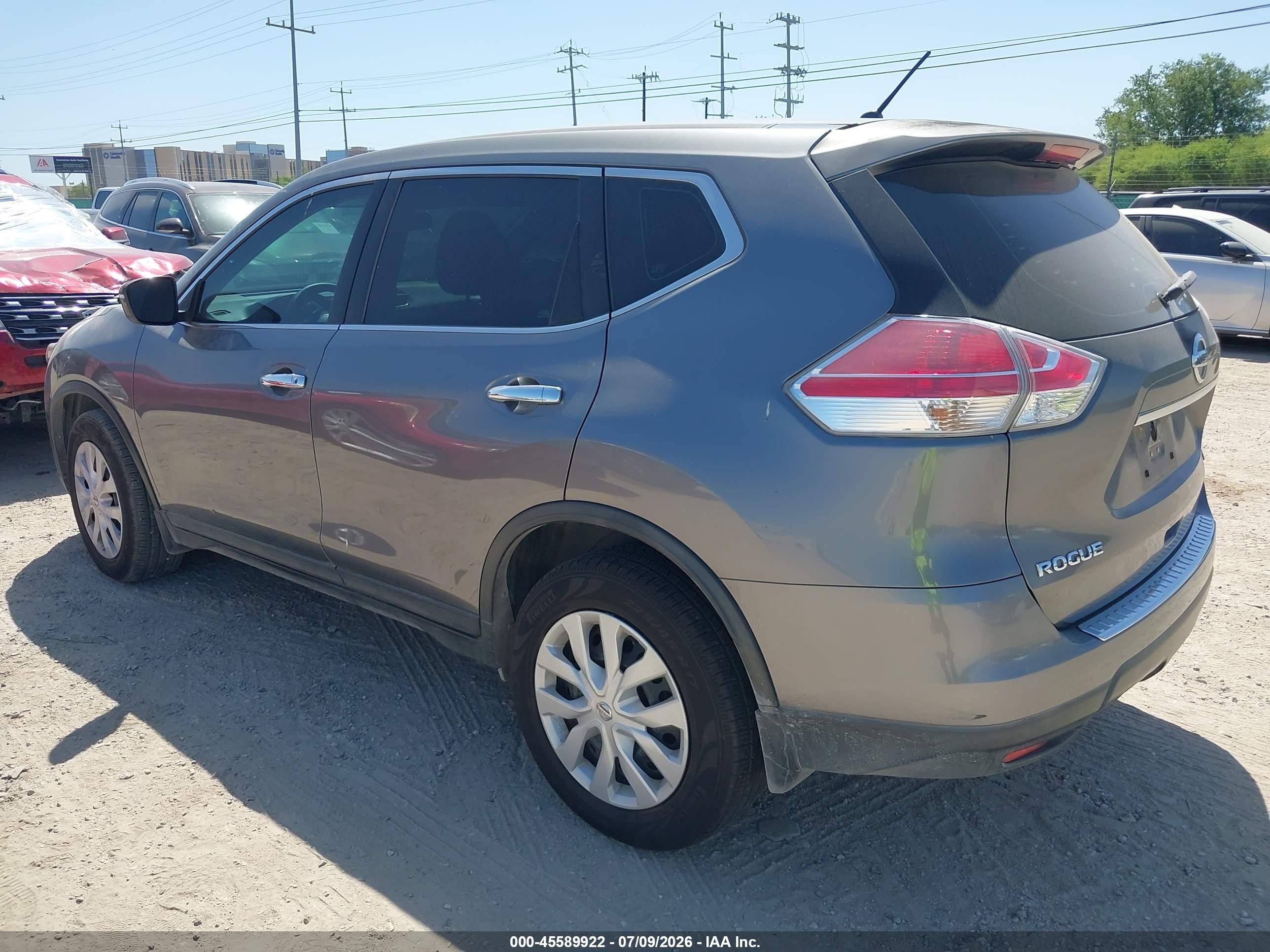 2015 Nissan Rogue S Серый vin: KNMAT2MV6FP526016