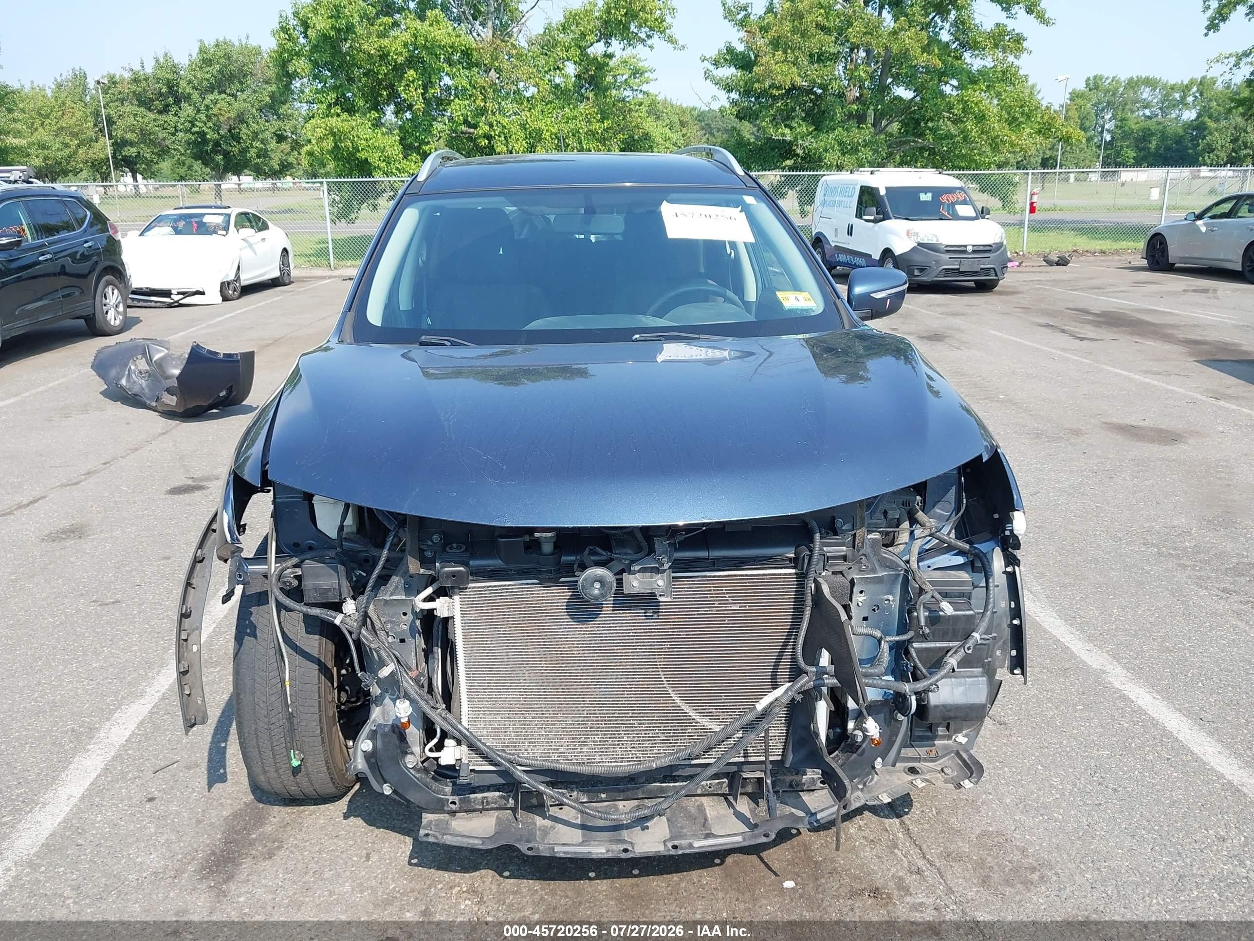 2015 Nissan Rogue Sv Blue vin: KNMAT2MV6FP536514