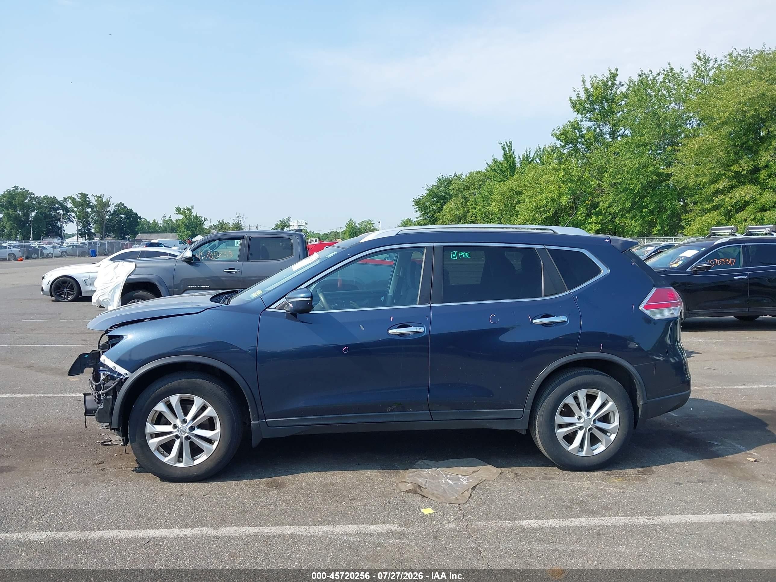 2015 Nissan Rogue Sv Blue vin: KNMAT2MV6FP536514