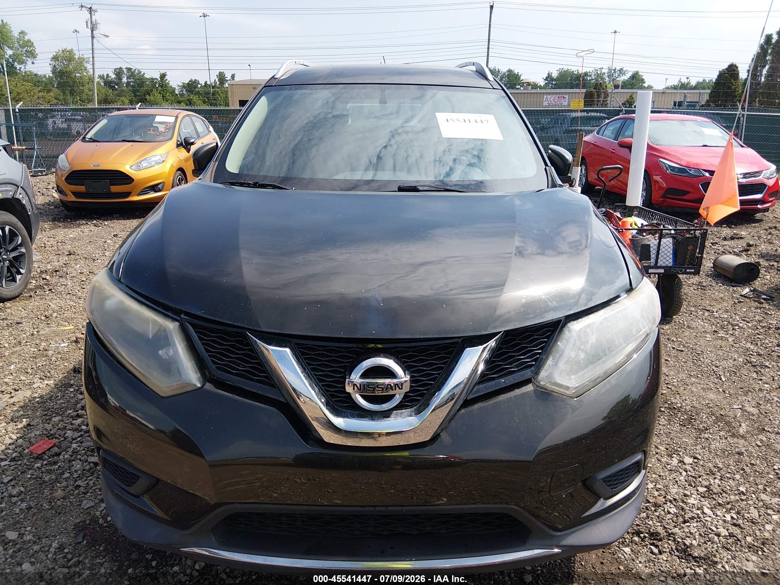 2015 Nissan Rogue Sv Silver vin: KNMAT2MV6FP537257