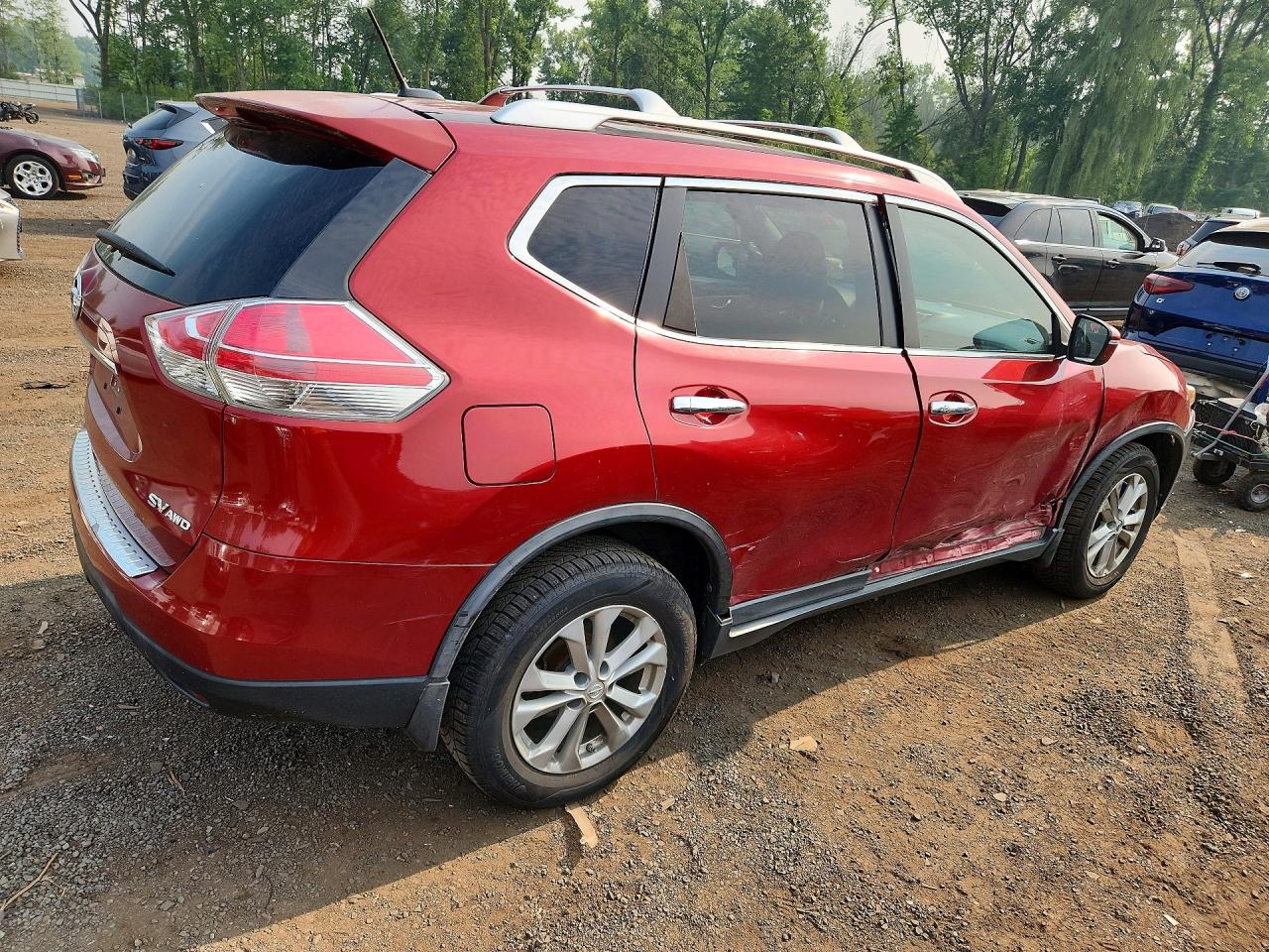 2015 Nissan Rogue Sv Red vin: KNMAT2MV6FP538182